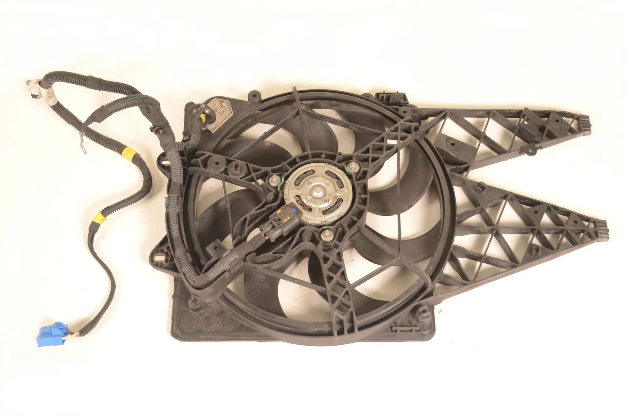 Alfa-Romeo Giulietta (940) Engine Cooling Fan Shroud Engine Cooling Fan Shroud — ALFA ROMEO GIULIETT...