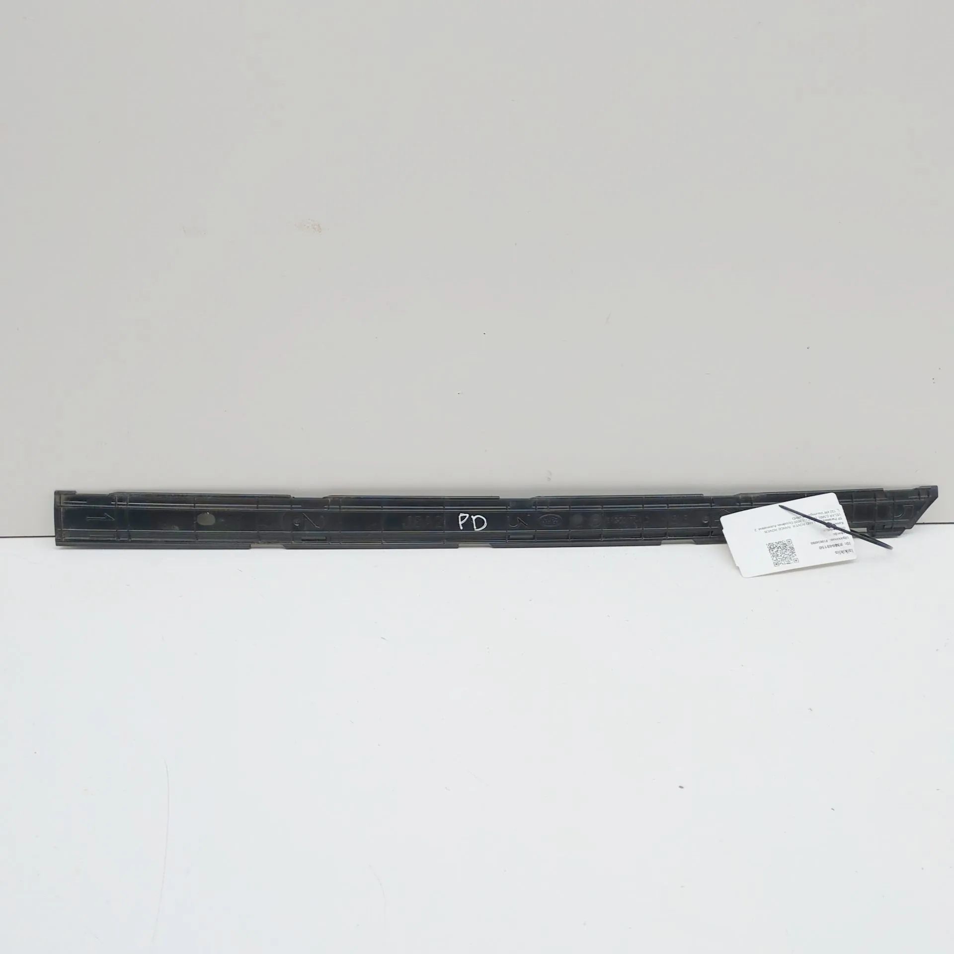 Land Rover Range Rover Velar Bracket Bracket — LAND ROVER RANGE ROVER VELAR (L560) (...