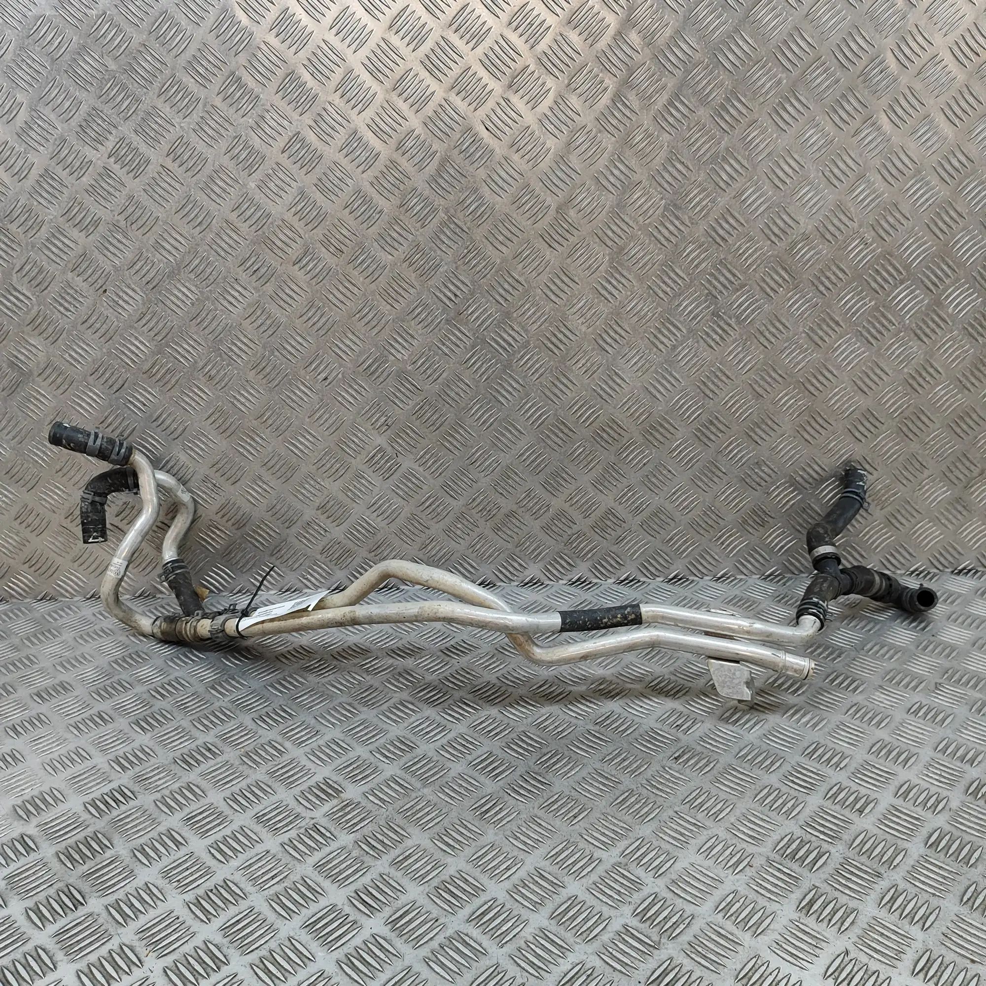 Volkswagen Transporter (T6, Caravelle, Multivan) A/C Air Con Hose Pipe A/C Air Con Hose Pipe — VW TRANSPORTER (VI T6 V...