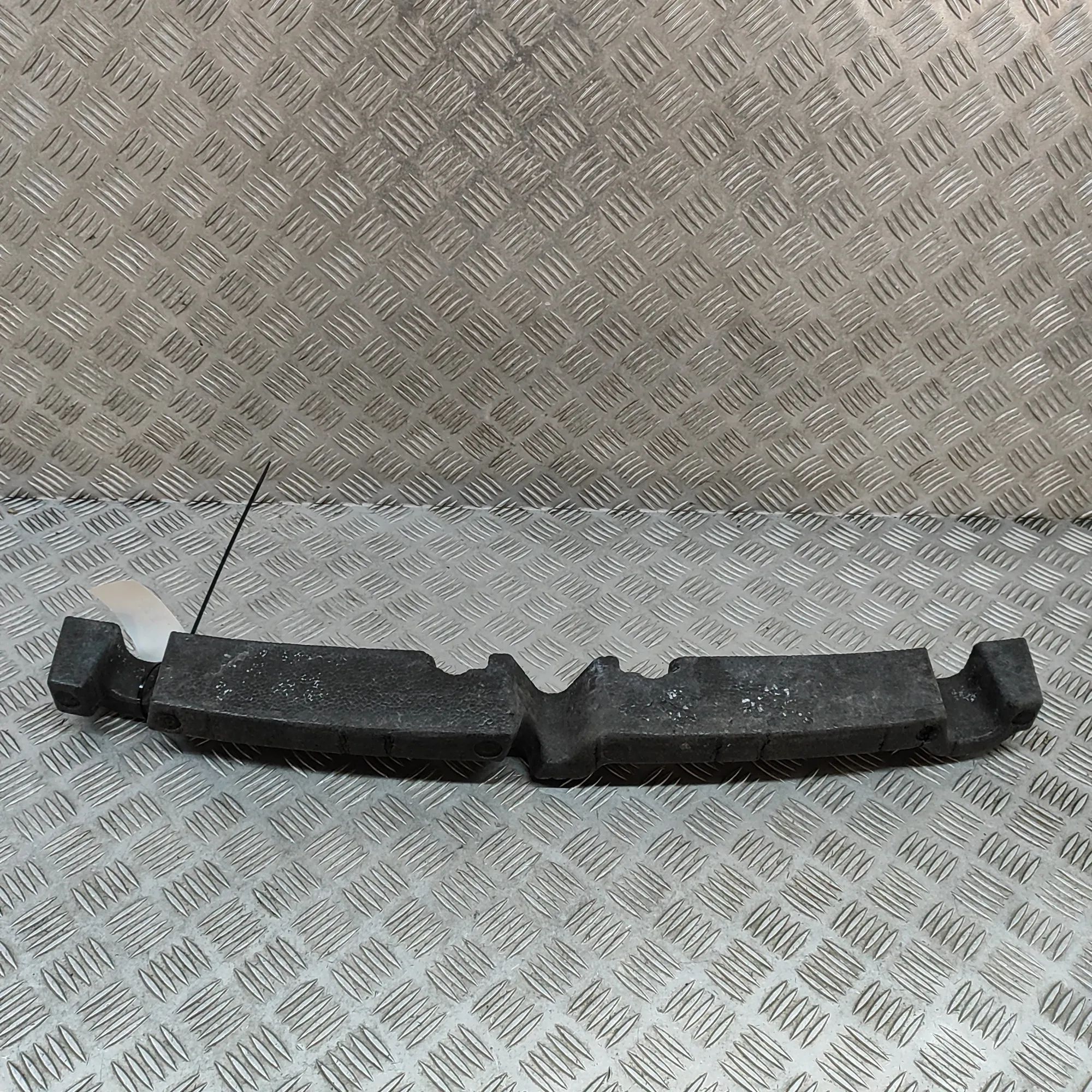 Maserati Ghibli Front bumper energy absorber Front bumper energy absorber — MASERATI GHIBLI ...