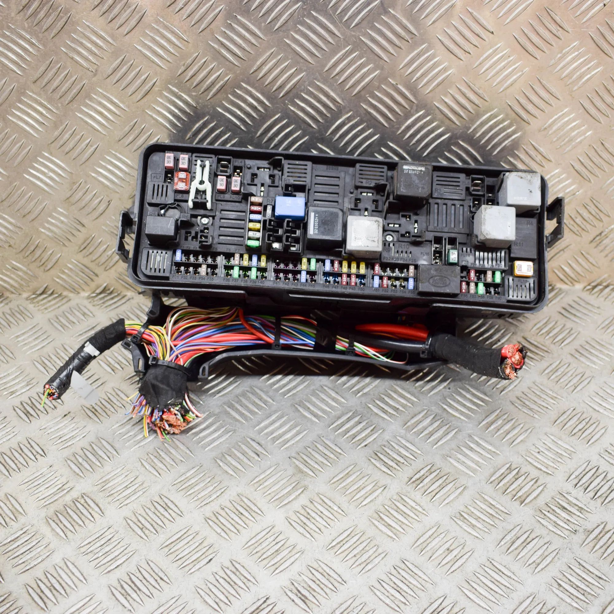 Land Rover Discovery Fuse box Fuse box — LAND ROVER DISCOVERY (V L462) (2016-...