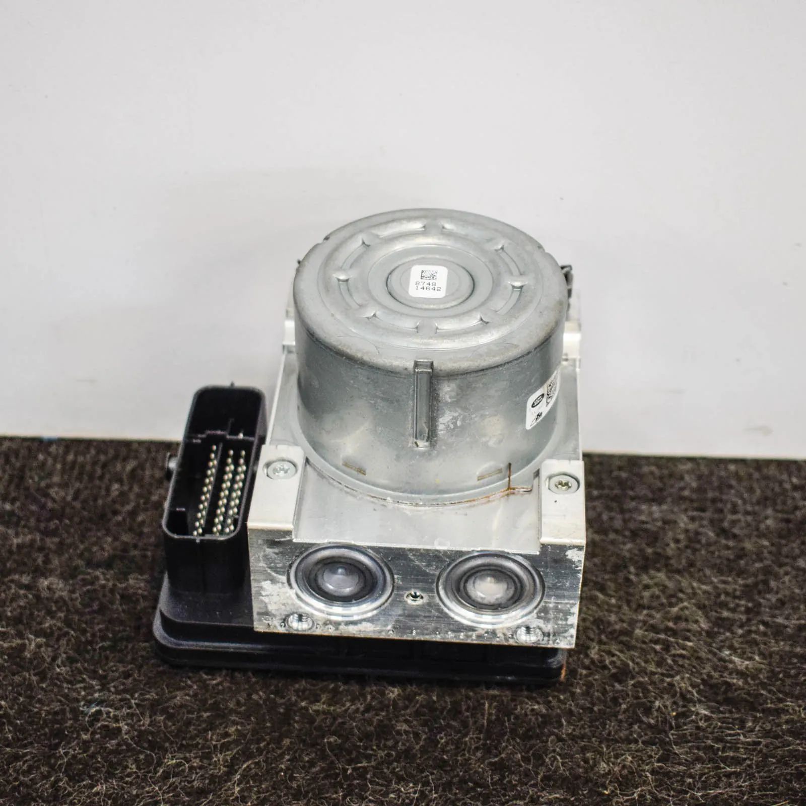 Land Rover Range Rover Evoque АБС Гидронасос  ABS Pump — LAND ROVER RANGE ROVER EVOQUE (L538)...