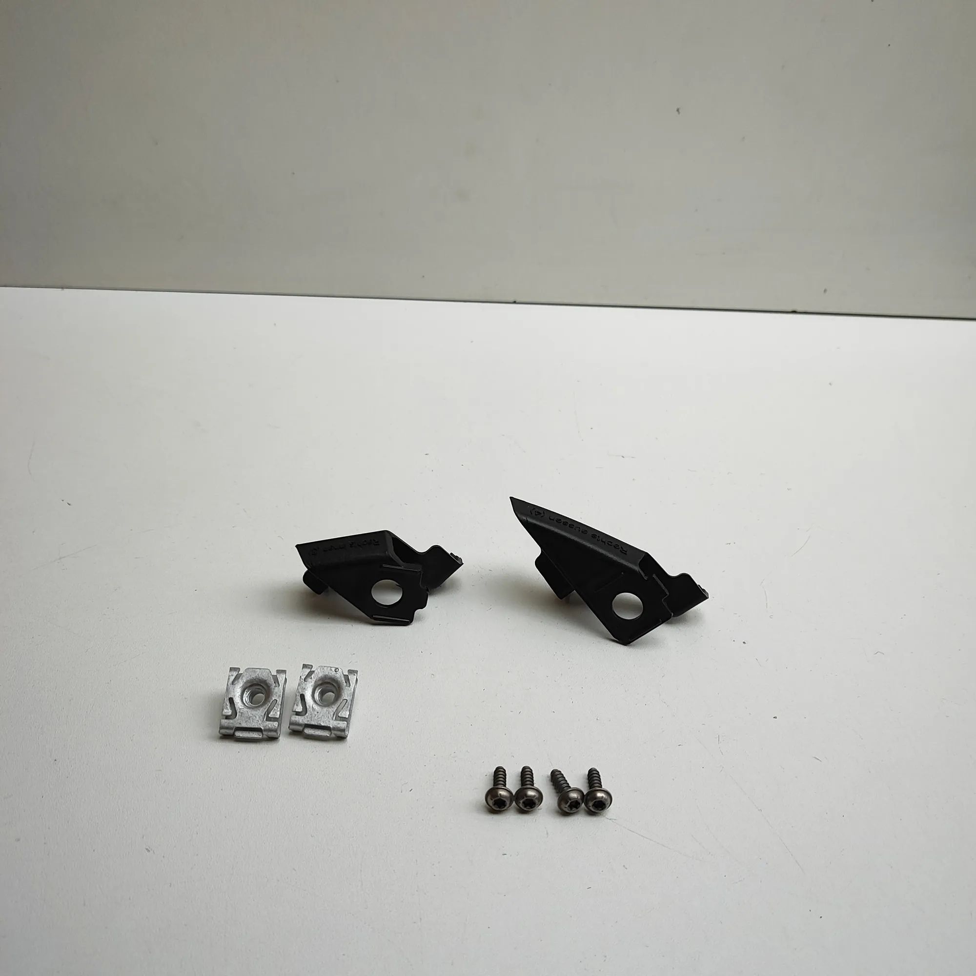 Volkswagen Polo Right Headlight Bracket Right Headlight Bracket — VW POLO (6R, 6C) (200...