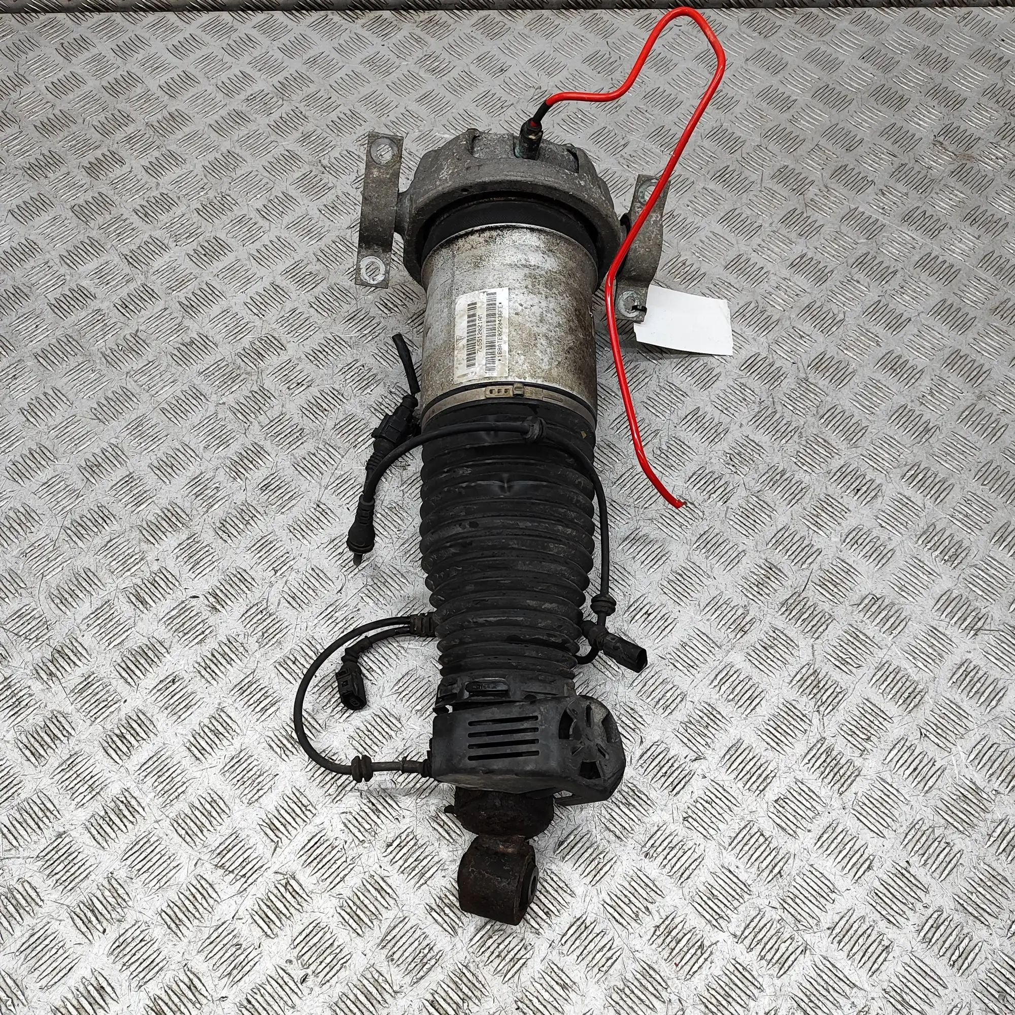 Porsche Cayenne Rear Left Air Shock Absorber Rear Left Air Shock Absorber — PORSCHE CAYENNE ...