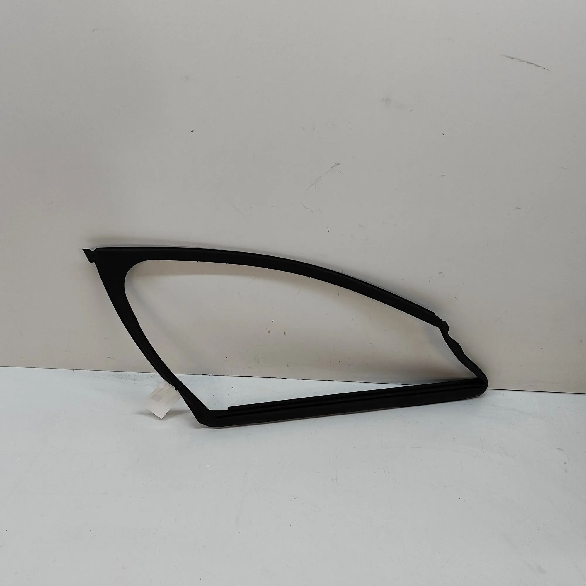Porsche Panamera Door rubber seal — front right Door rubber seal — front right — PORSCHE PANAME...