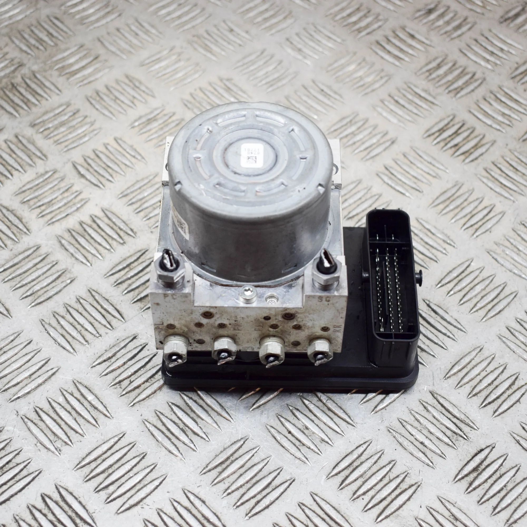 Land Rover Discovery Sport АБС Гидронасос  ABS Pump — LAND ROVER DISCOVERY SPORT (L550) (2...