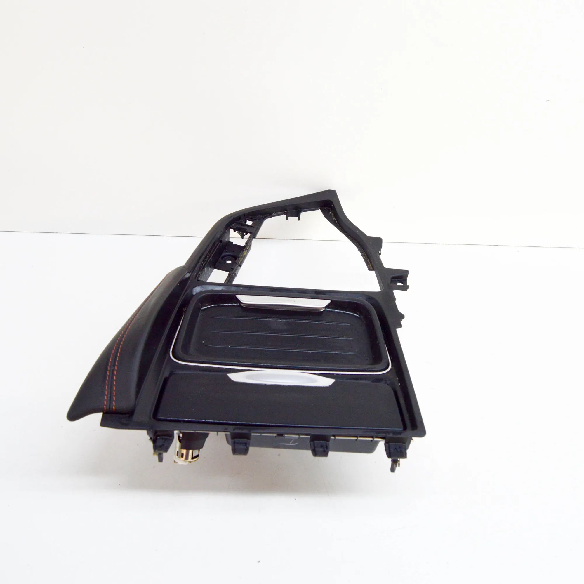 BMW 4 (F32 / F33 / F36) Cup holder Cup holder — BMW 4 SERIES (F32, F33, F36, F82, ...