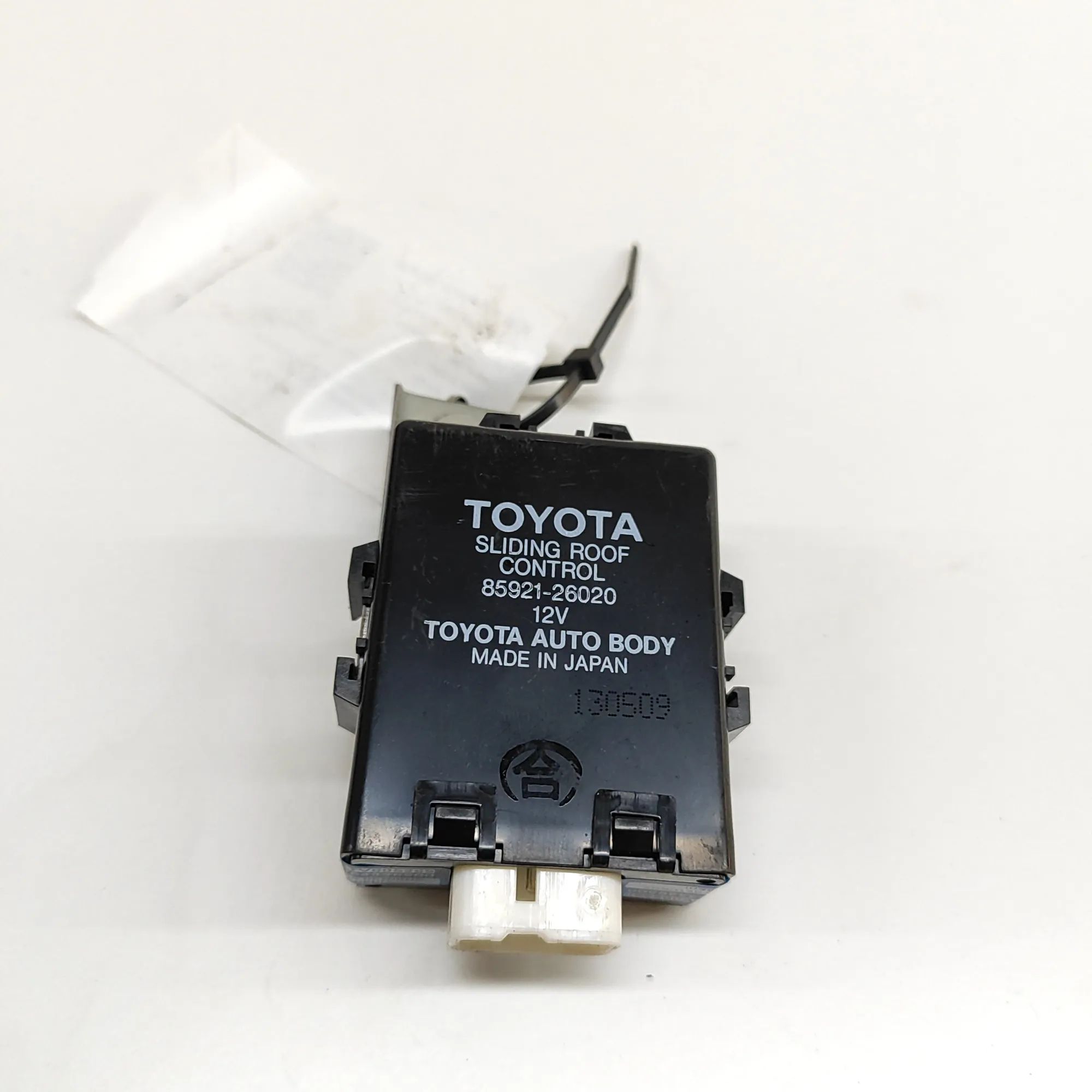 Toyota Hiace (H100) Sunroof control module Sunroof control module — TOYOTA HIACE (IV Minib...