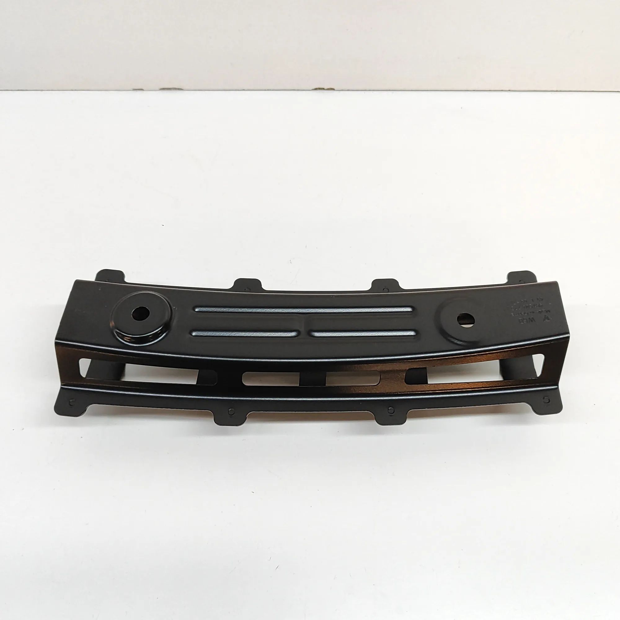 Porsche 911 (991) Fender bracket — front left Fender bracket — front left — PORSCHE 911 (991)...
