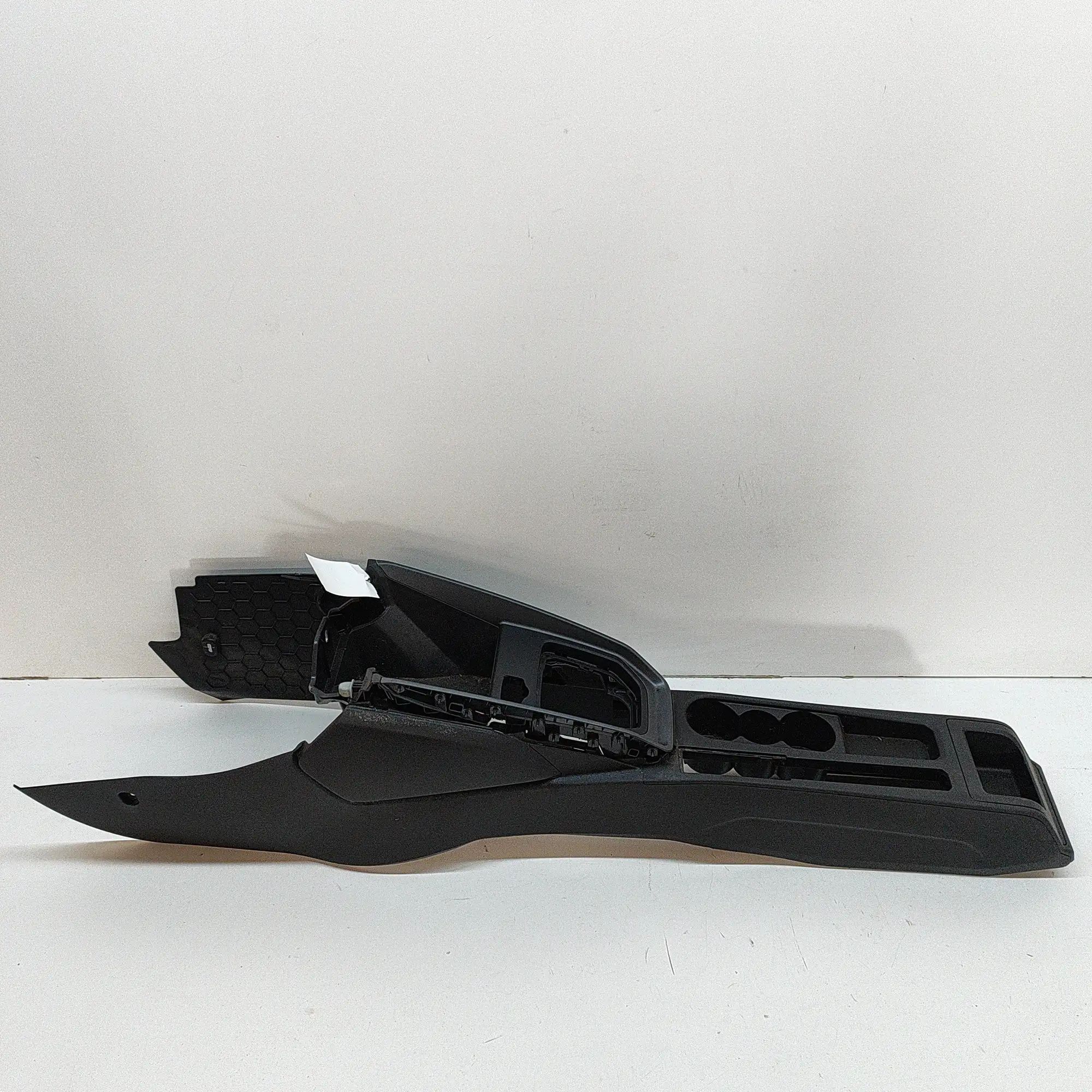 Audi A1 (GB) center console center Console — AUDI A1 (Sportback GBA) (2018-...