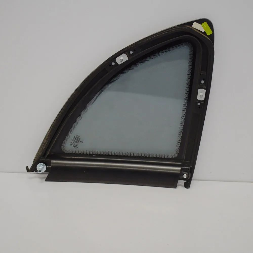 Porsche Cayman (987) Rear Left Quarter Window Rear Left Quarter Window — PORSCHE CAYMAN (987)...