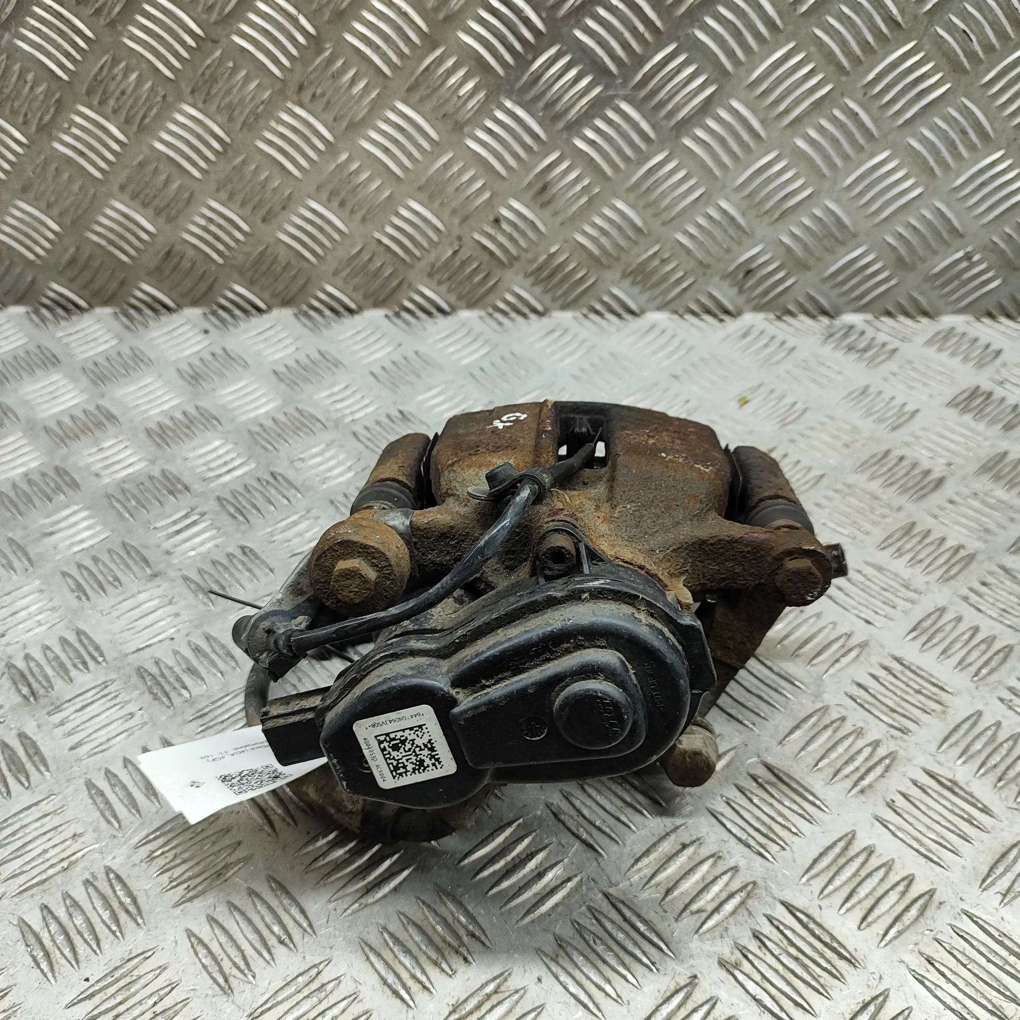 Audi A7 (4G) Brake caliper — rear left Brake caliper — rear left — AUDI A7 (Sportback ...