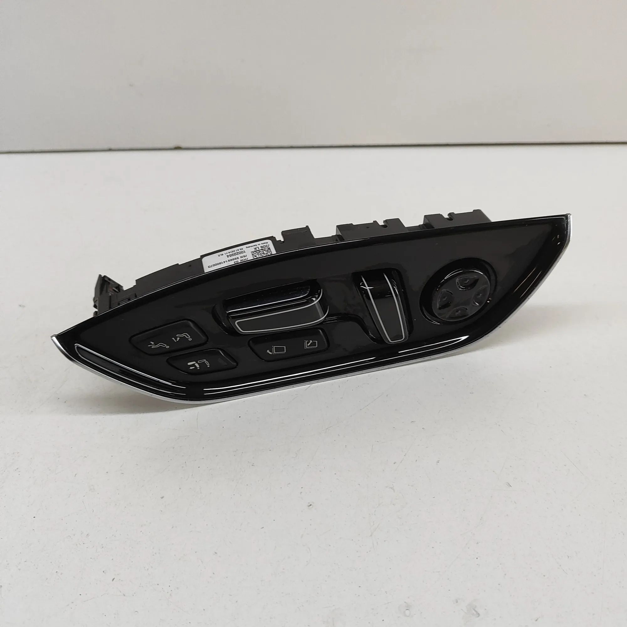 Audi A8 (D4) Right Seat Control Buttons