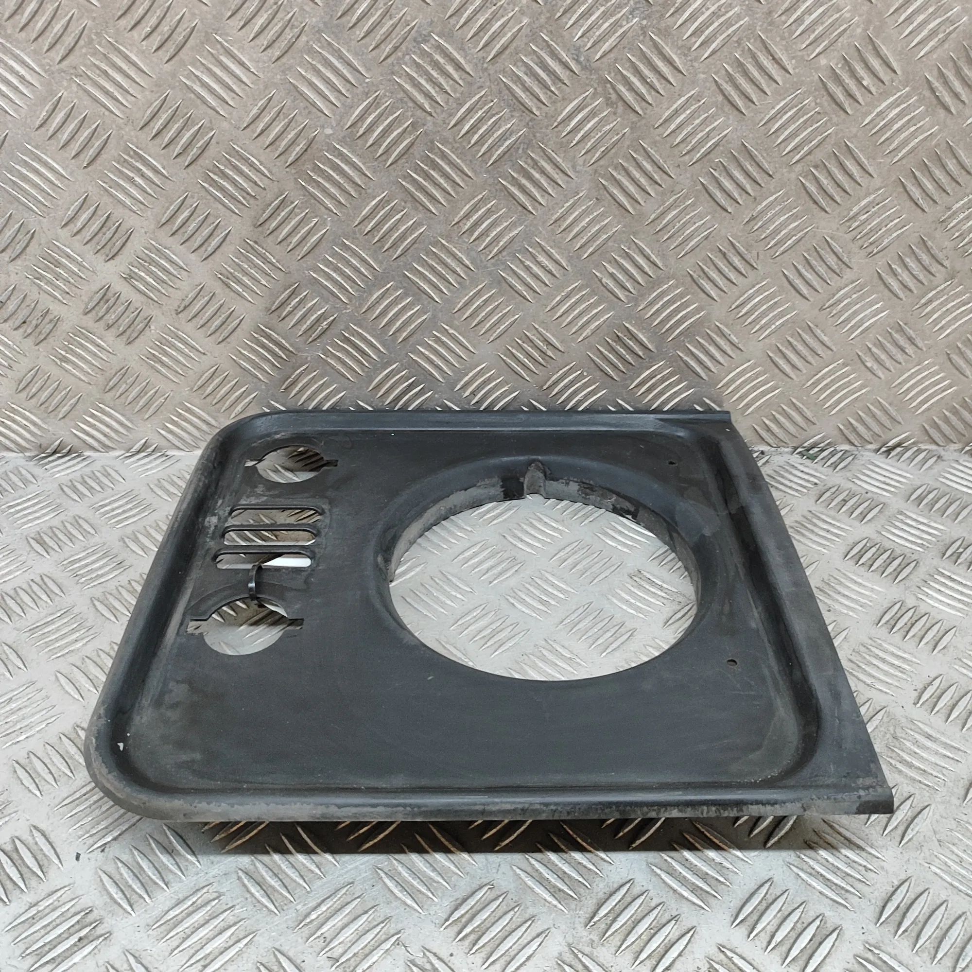 Land Rover Defender Other Body Parts Other Body Parts — LAND ROVER DEFENDER (L315) (...