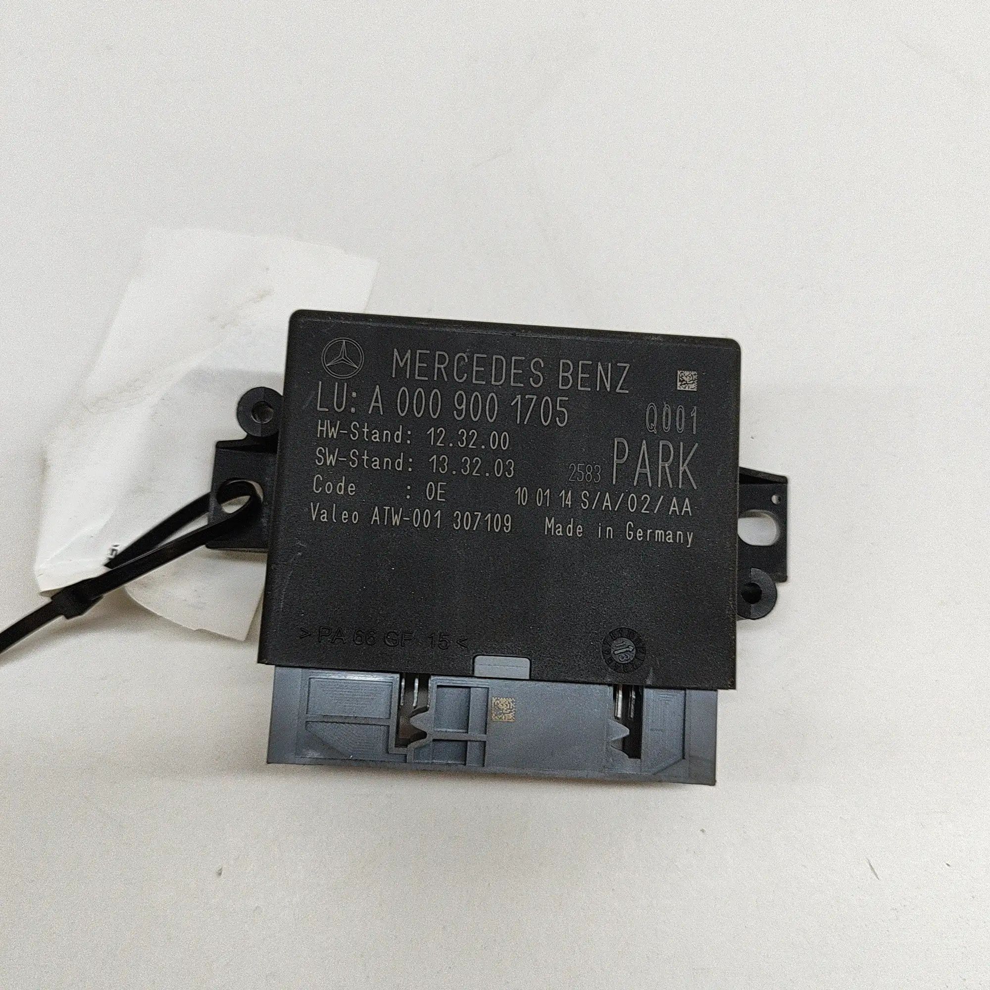 Mercedes-Benz GLA (X156) PDC Parking Sensor Control Unit PDC Parking Sensor Control Unit — MERCEDES BENZ...