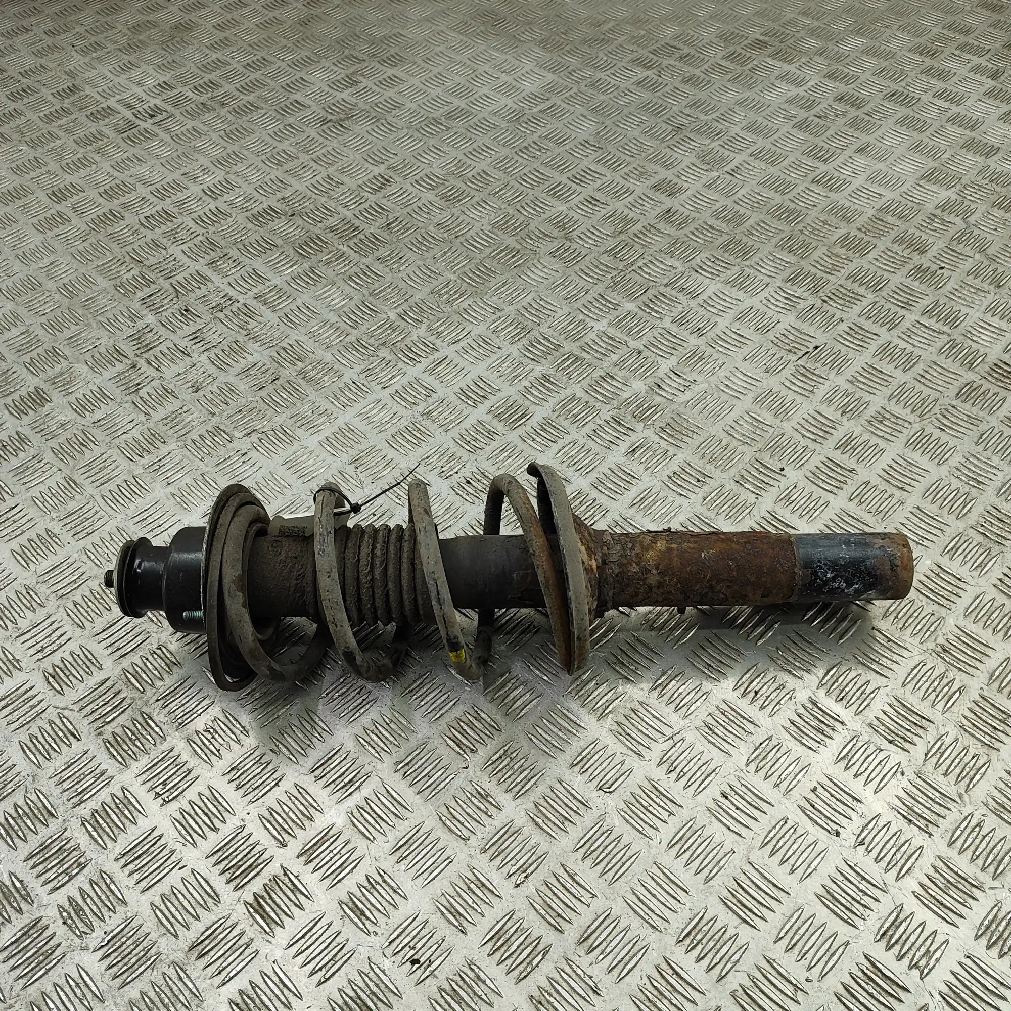 Porsche Boxster (986) Shock absorber — rear right Shock absorber — rear right — PORSCHE BOXSTER (...