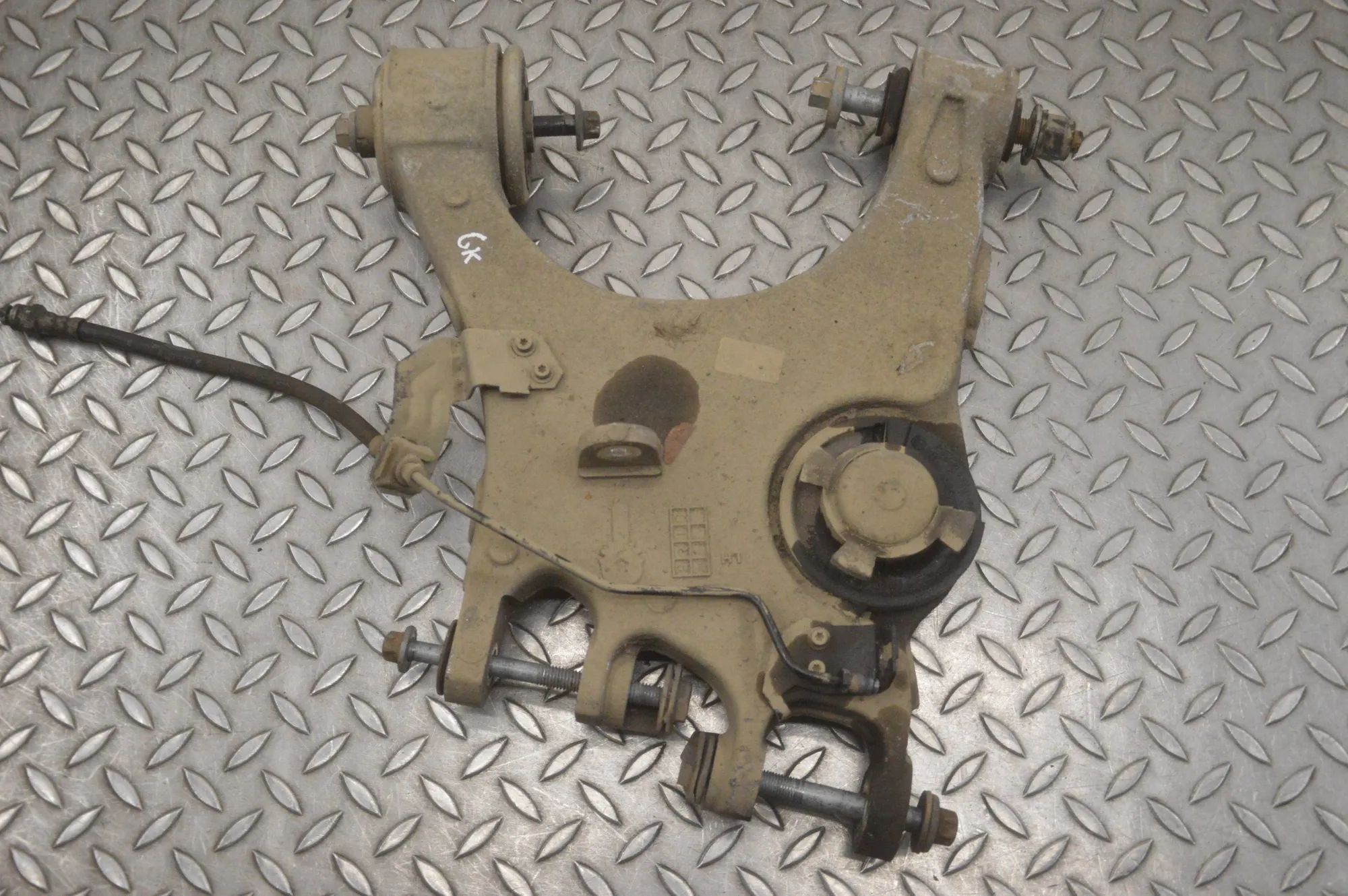 Alfa-Romeo Stelvio Rear Left Lower Control Arm Rear Left Lower Control Arm — ALFA ROMEO STELVI...