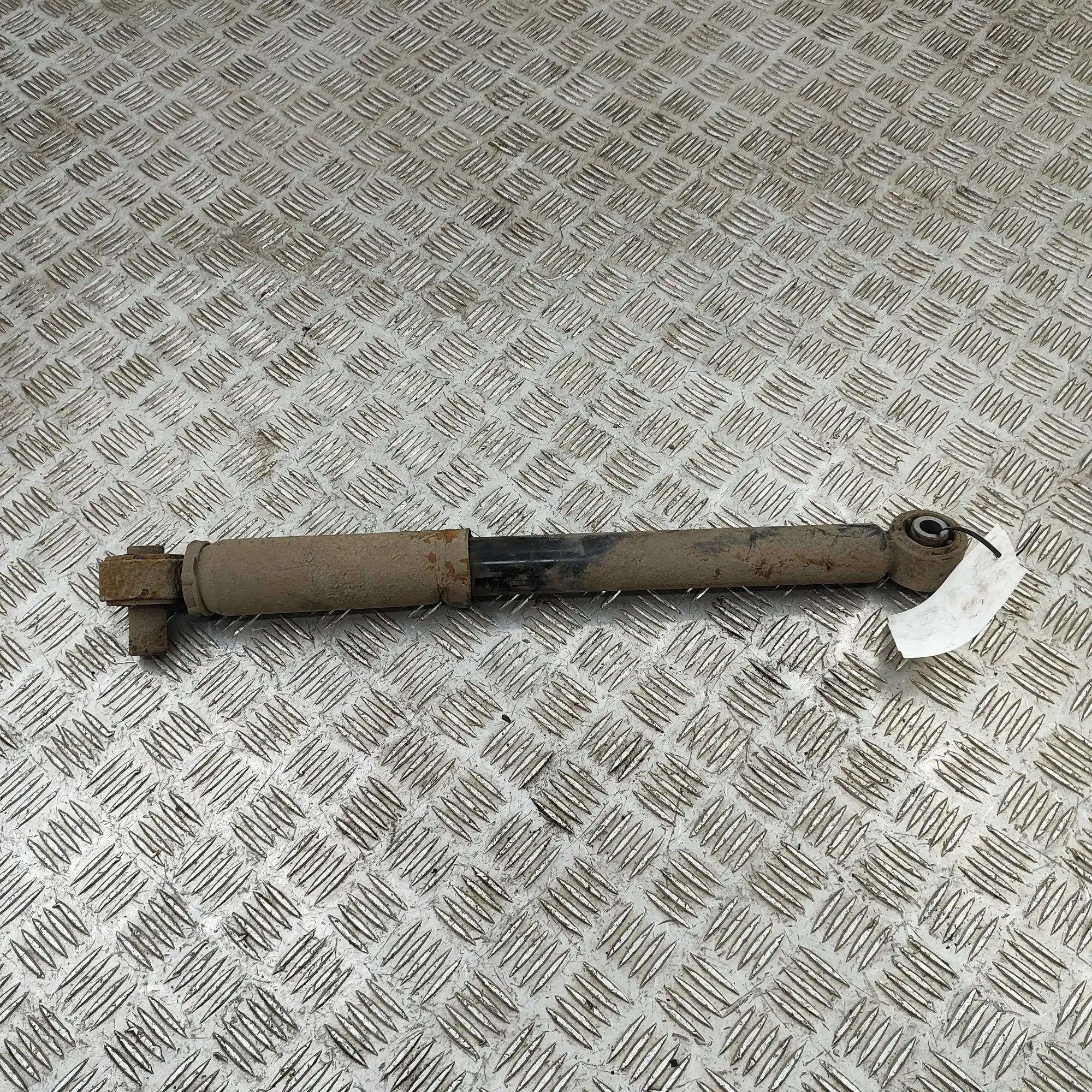 Mercedes-Benz V / Vito / EQV (W447) Shock absorber — rear left Shock absorber — rear left — MERCEDES BENZ VITO...