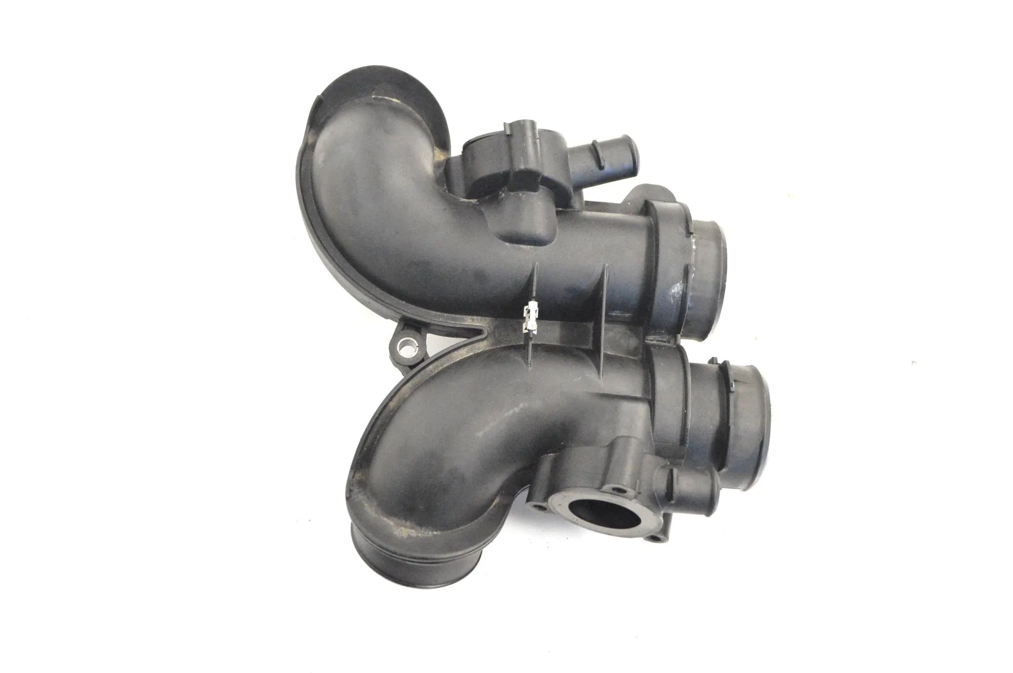 BMW X5 (E70) Air Intake Tube Air Intake Tube — BMW X5 (E70) (2006-2013) — 75...