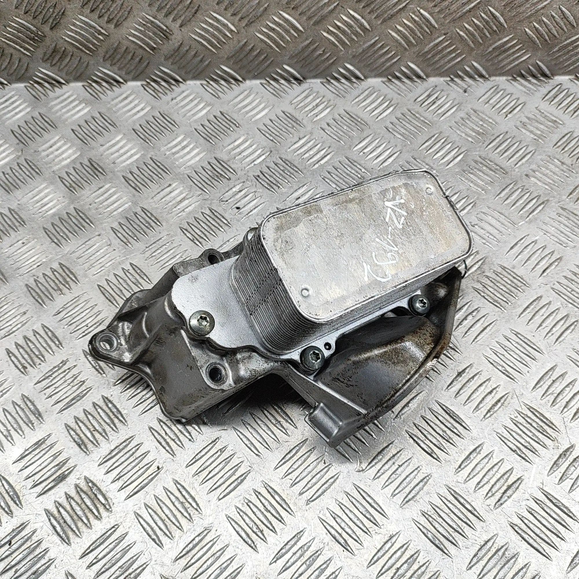 Jeep Grand Cherokee (WK) Oil Cooling Radiator Oil Cooling Radiator — JEEP GRAND CHEROKEE (IV ...