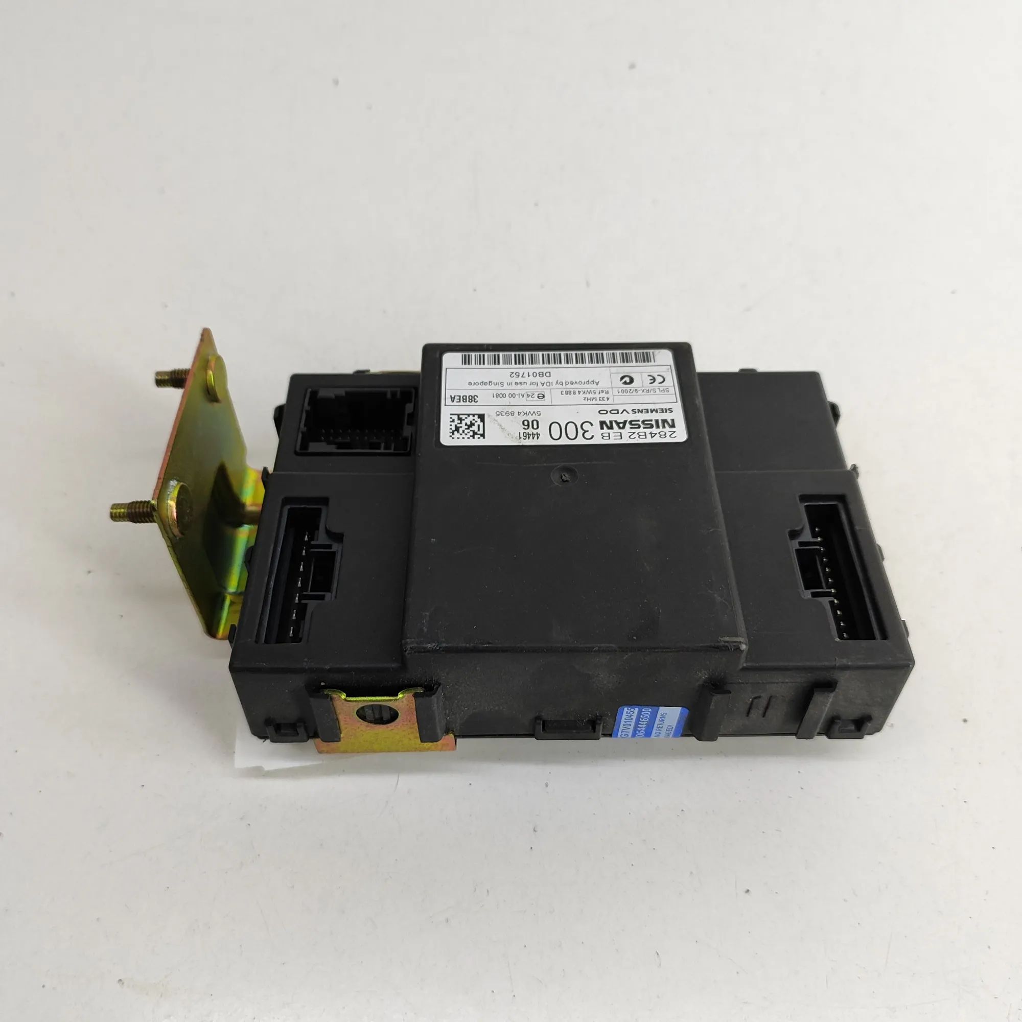 Nissan Pick Up / Navara / NP300 (D22) Comfort Control Unit Comfort Control Unit — NISSAN NP300 (NAVARA D40...
