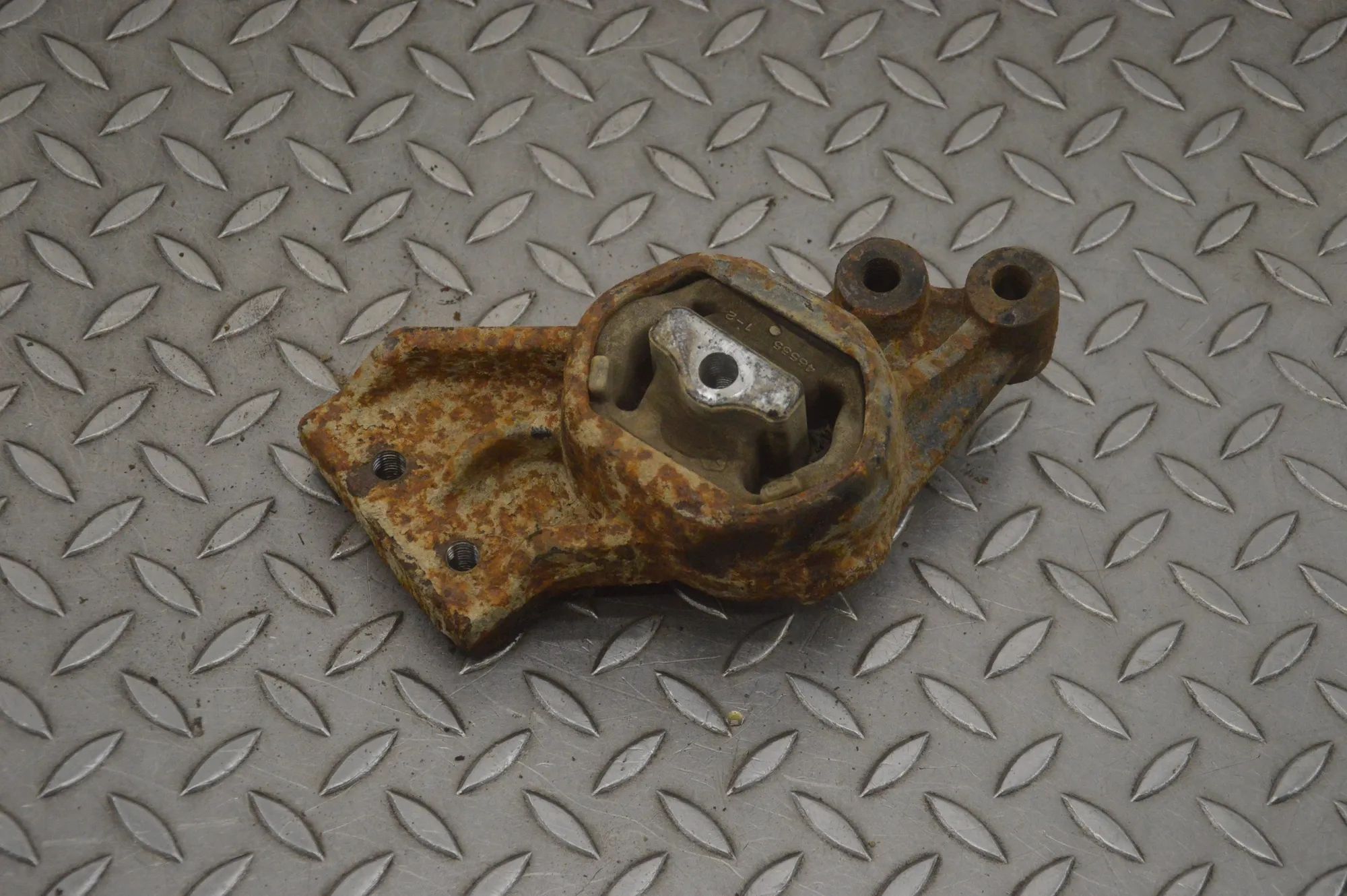 Dodge Ram Right Side Engine Mount Right Side Engine Mount — DODGE RAM (1500 Pick-...