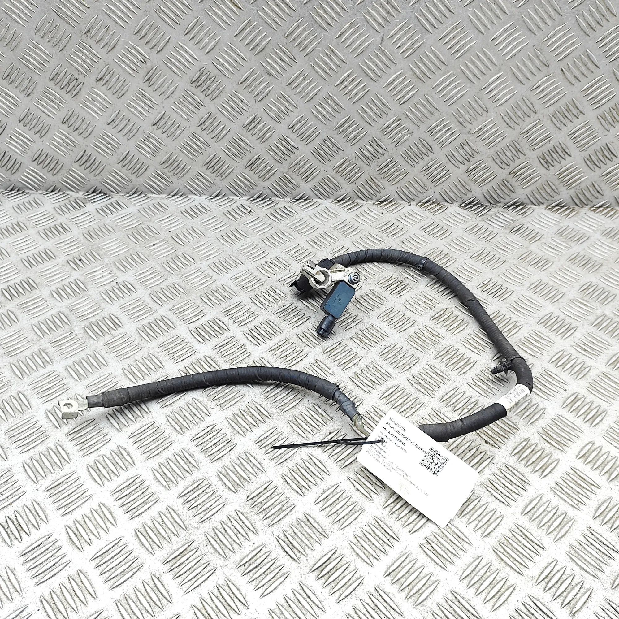 Jeep Cherokee (KL) Negative Battery Cable Negative Battery Cable — JEEP CHEROKEE (KL) (20...