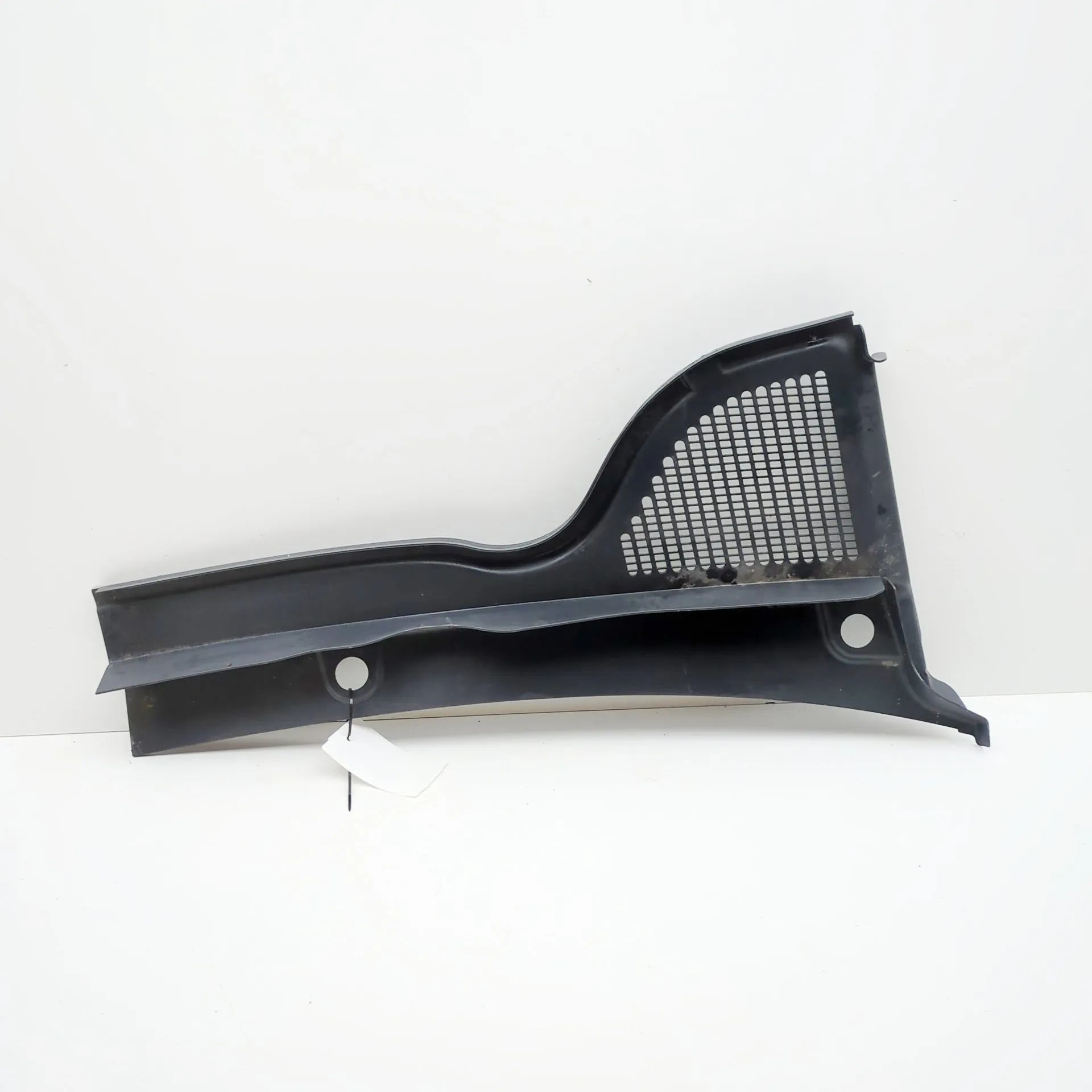 Skoda Karoq Front Wiper Cowl Trim Front Wiper Cowl Trim — SKODA KAROQ (NU7) (2017...