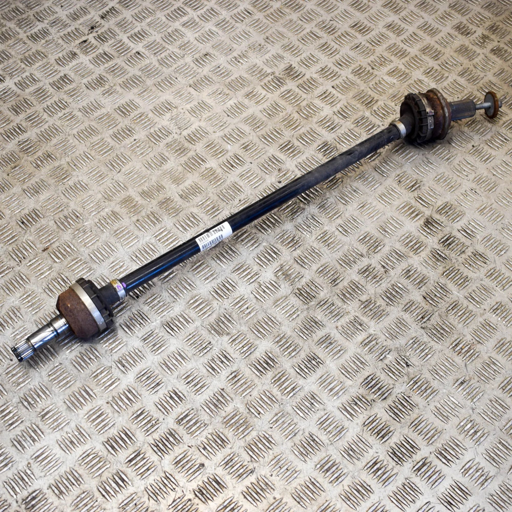 Volvo S90 Rear Left Driveshaft Rear Left Driveshaft — VOLVO S90 (II) (2016-......