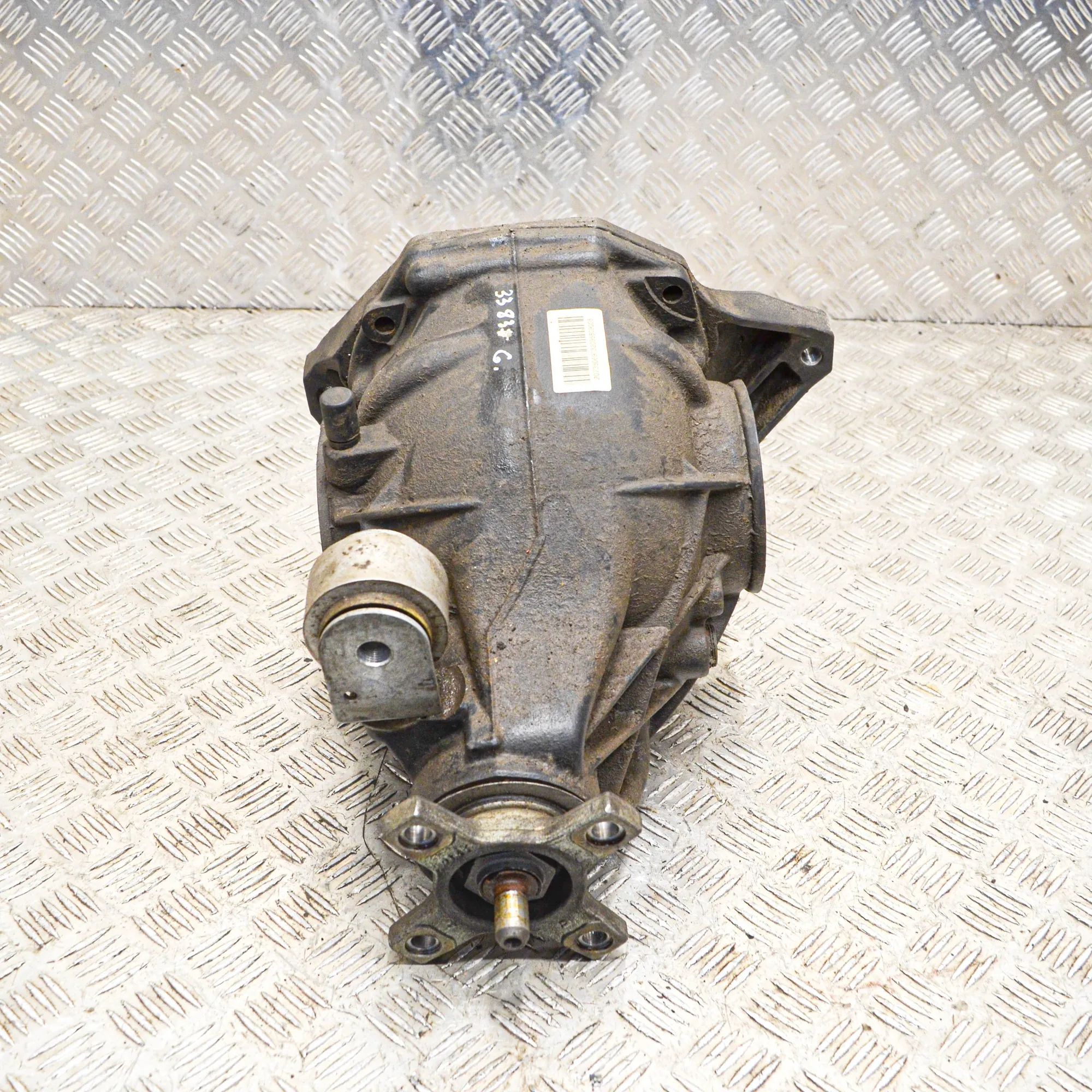 Mercedes-Benz S Coupe (C217) takatasauspyörästö Rear differential — MERCEDES BENZ E-CLASS COUPE...