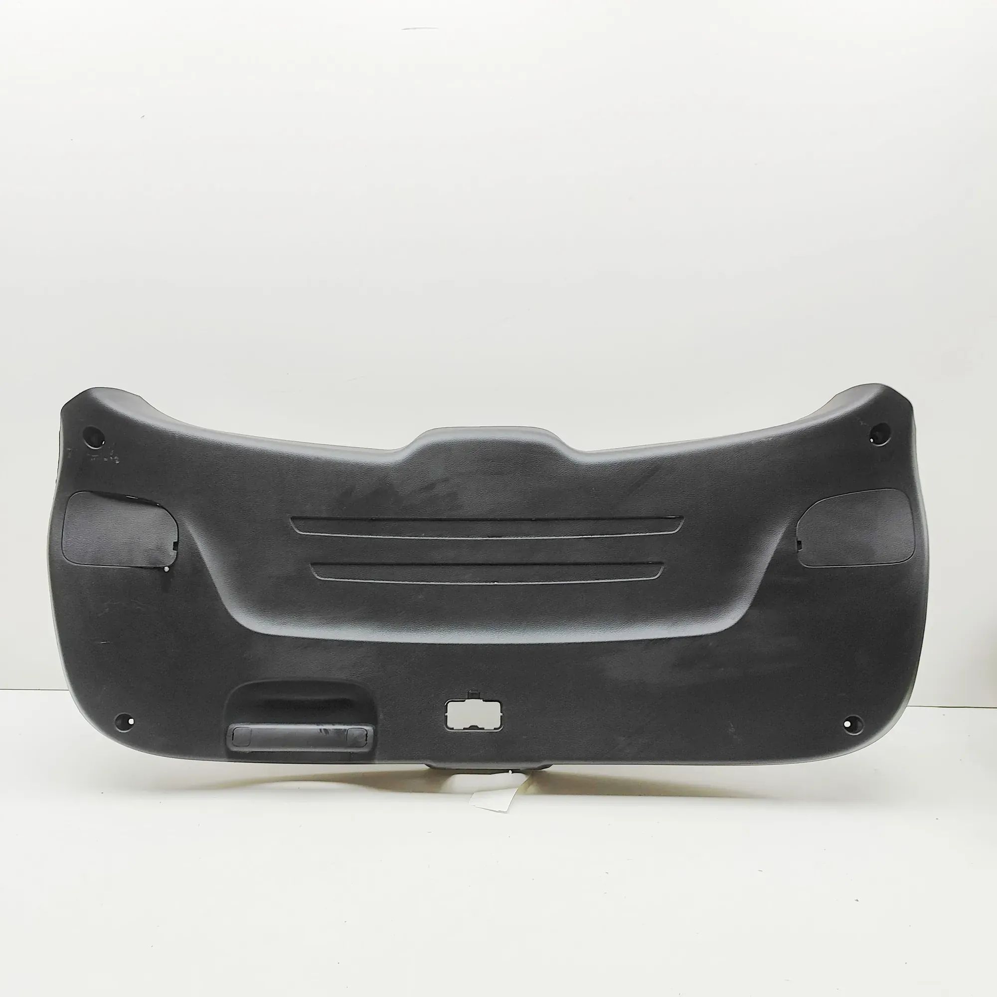Hyundai Santa Fe Tailgate Bootlid Cover Trim Tailgate Bootlid Cover Trim — HYUNDAI SANTA (FÉ...