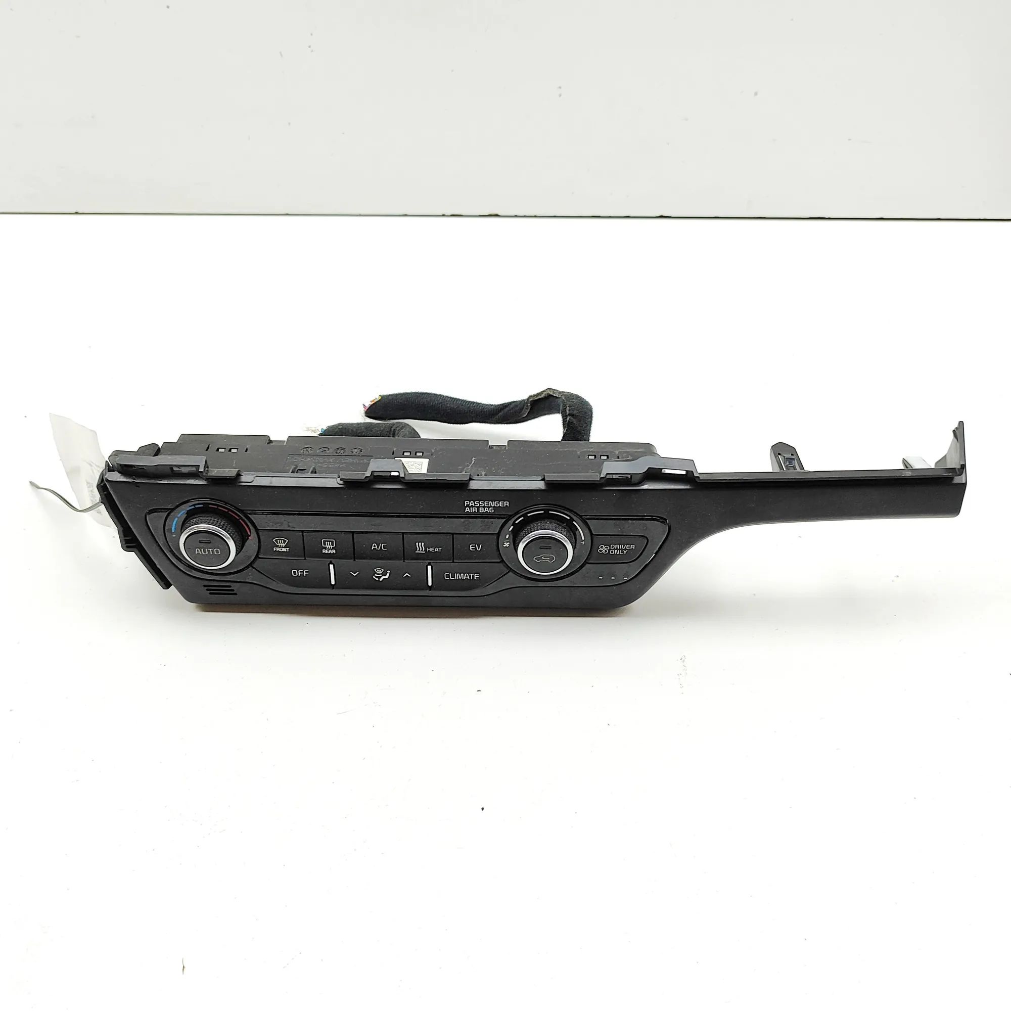 Kia Niro Button Switch Panel Button Switch Panel — KIA NIRO (2016-...) — 972...