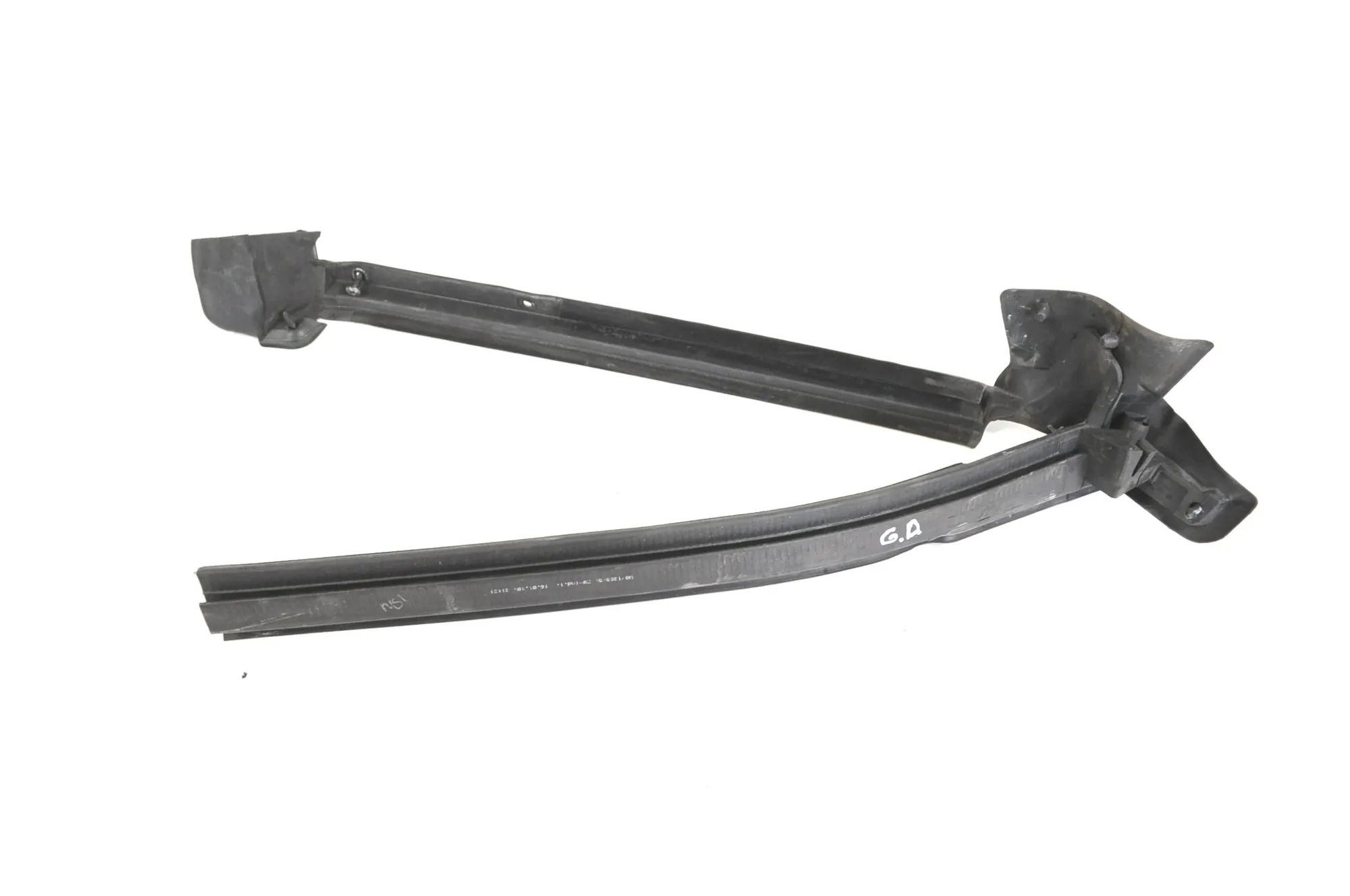 Ferrari California Door rubber seal — rear right Door rubber seal — rear right — FERRARI CALIFOR...