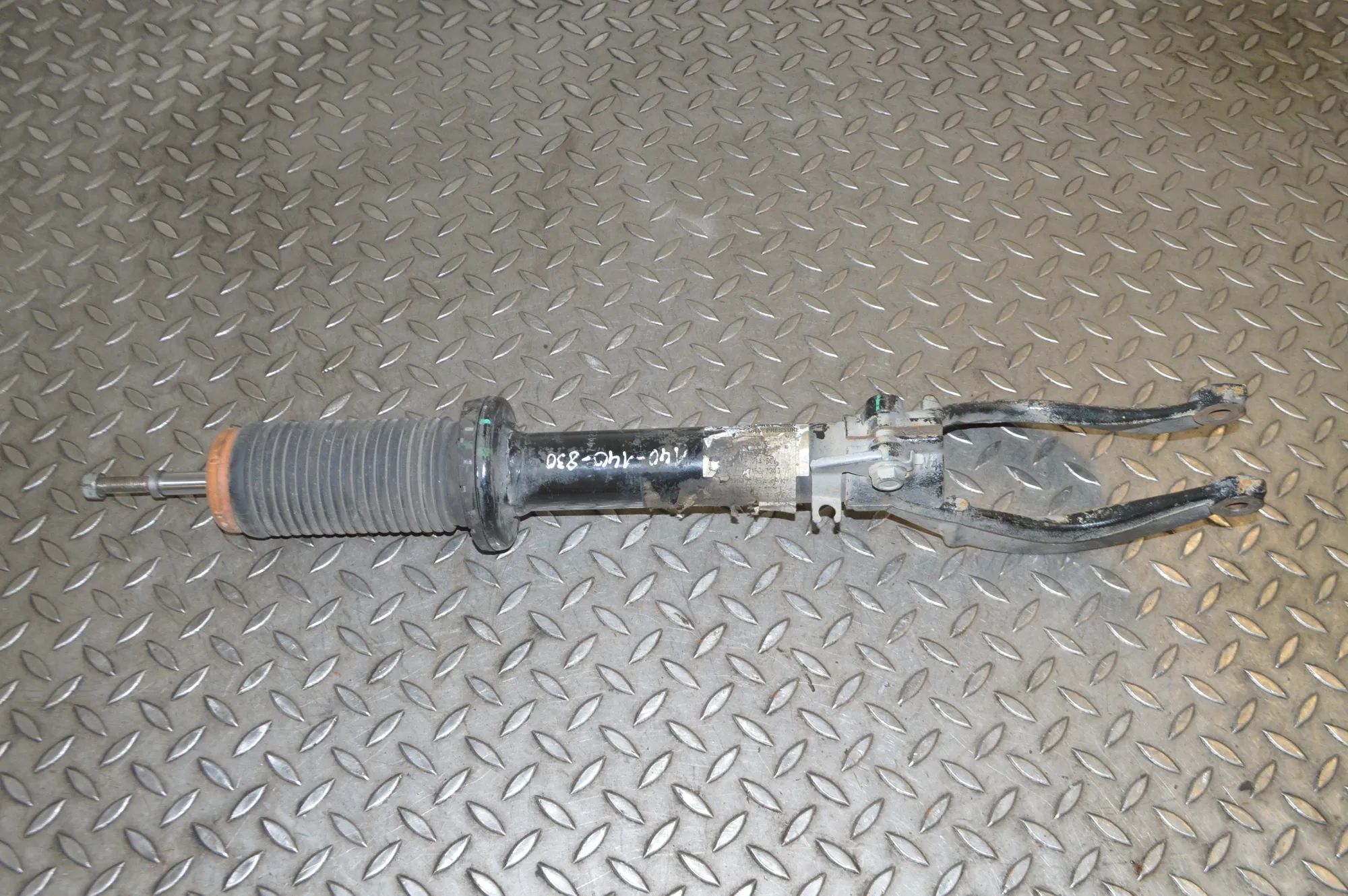 BMW X5 (E70) Shock absorber — front right Shock absorber — front right — BMW X5 (E70) (20...