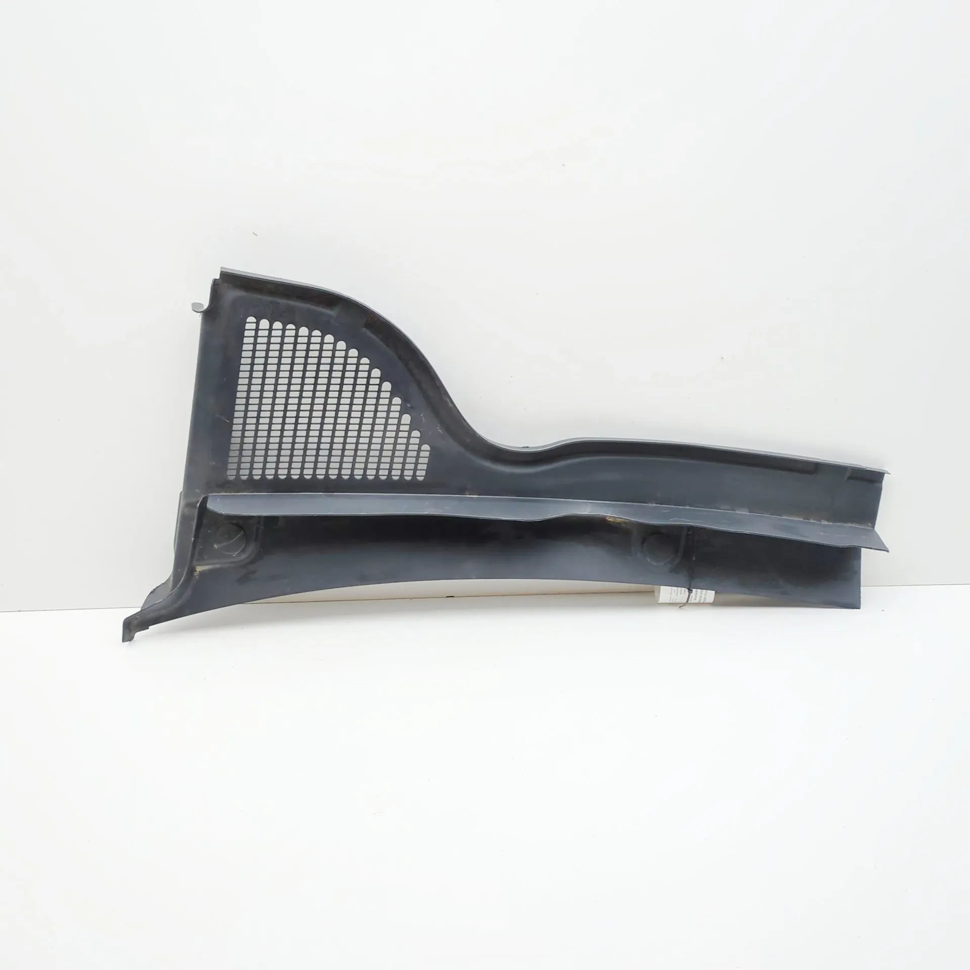 Skoda Karoq Front Wiper Cowl Trim Front Wiper Cowl Trim — SKODA KAROQ (NU7) (2017...