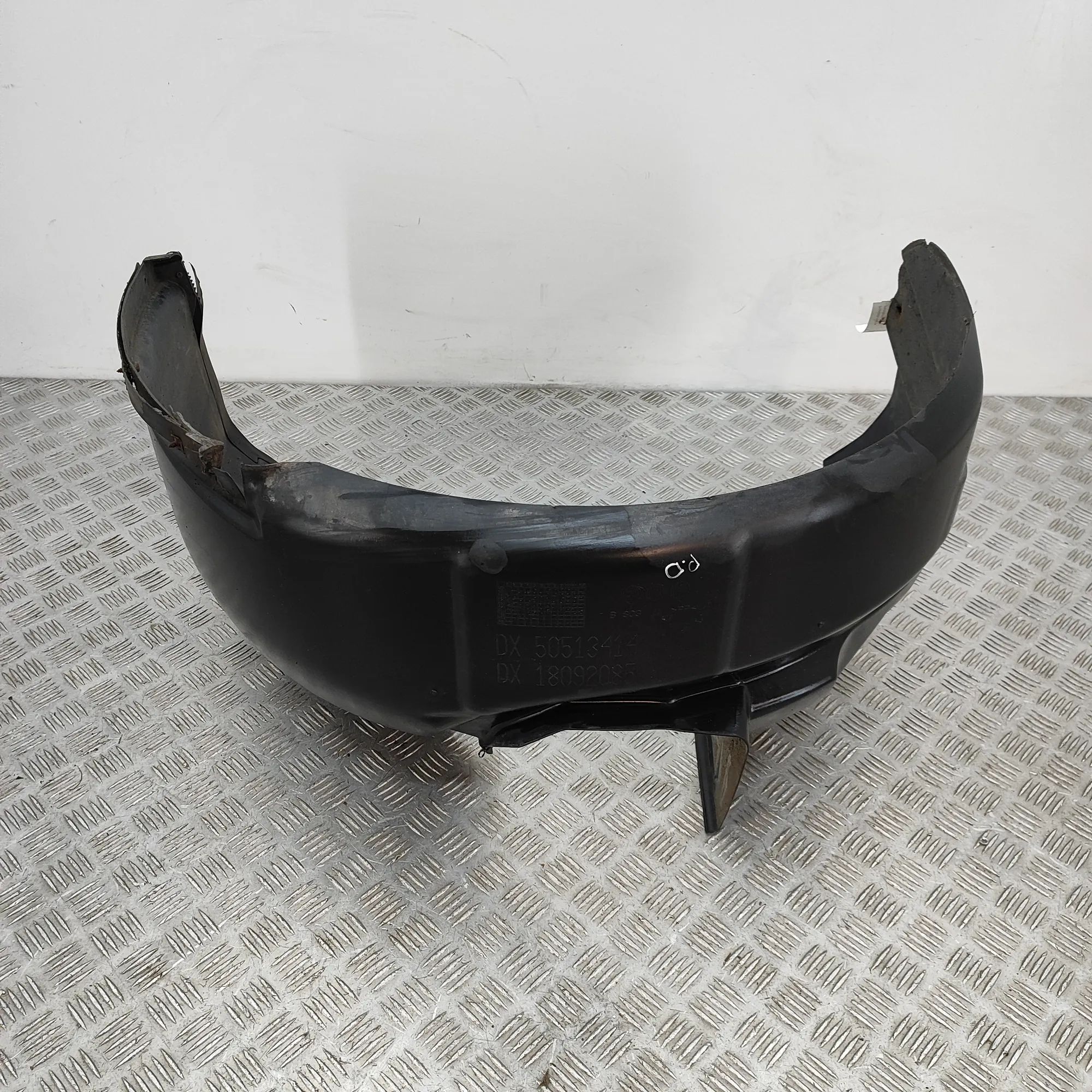 Alfa-Romeo Giulietta (940) Front Right Arch Liner Front Right Arch Liner — ALFA ROMEO GIULIETTA (...