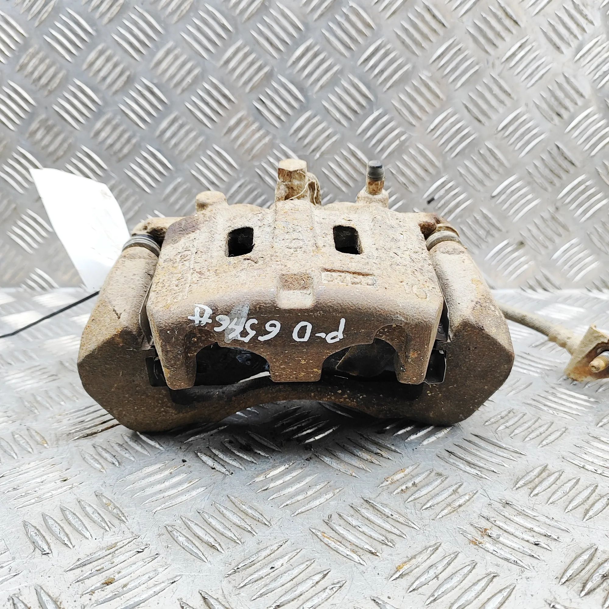 Isuzu D-Max Brake caliper — front right Brake caliper — front right — ISUZU D-MAX (II T...