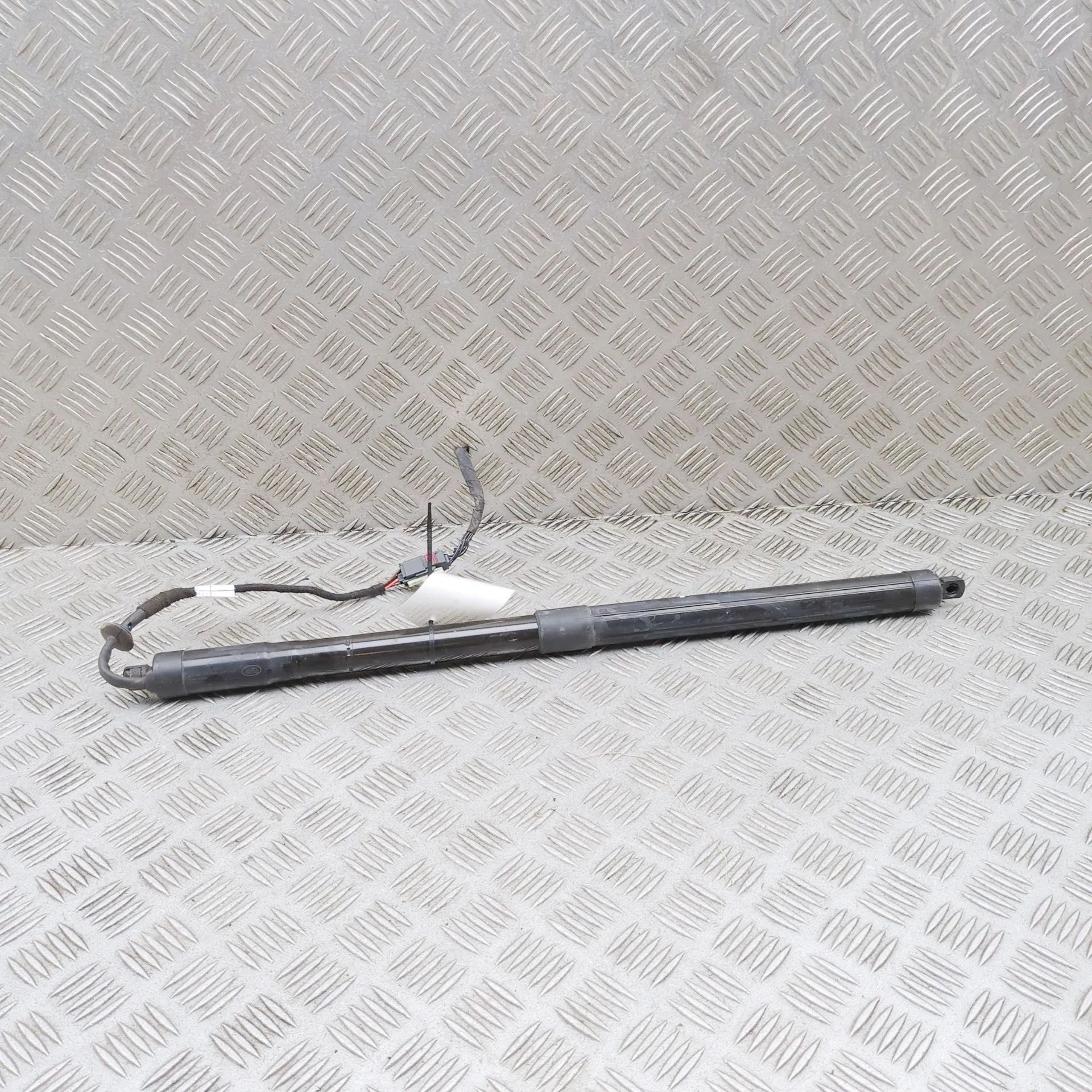 Land Rover Range Rover Evoque Left Side Tailgate Gas Strut Left Side Tailgate Gas Strut — LAND ROVER RANGE...