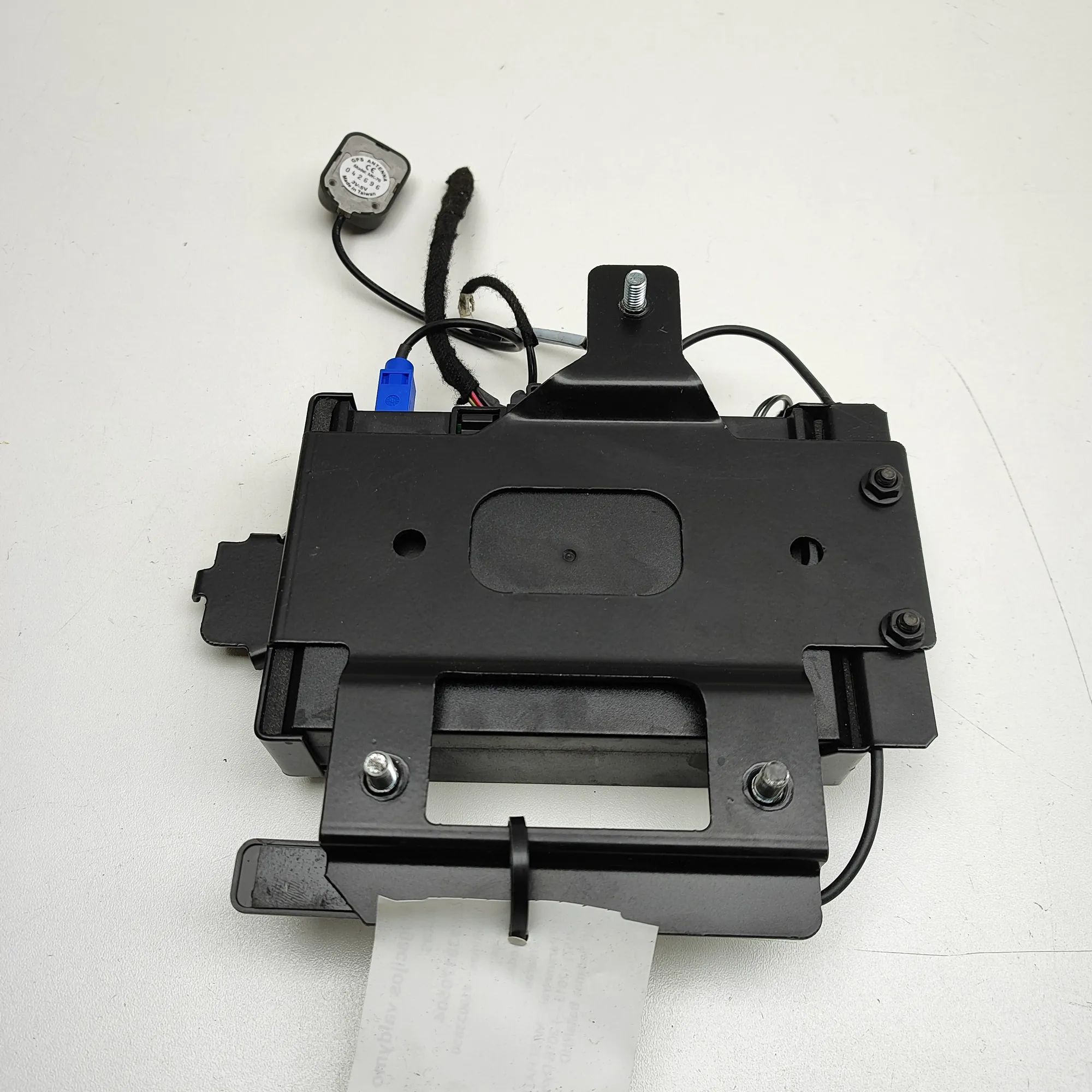 Maserati Ghibli Navigation Control Unit Navigation Control Unit — MASERATI GHIBLI (M157...
