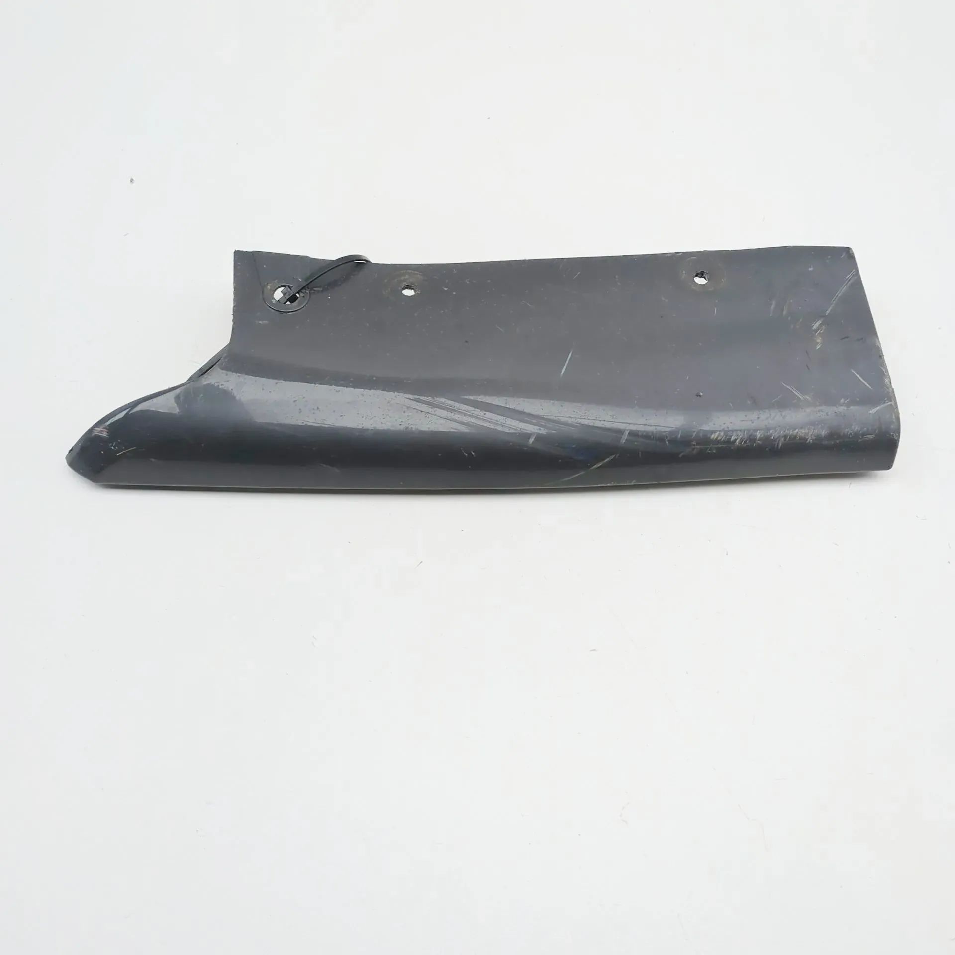 BMW X5 (G05) Bumper moulding — rear left Bumper moulding — rear left — BMW X5 (G05) (201...