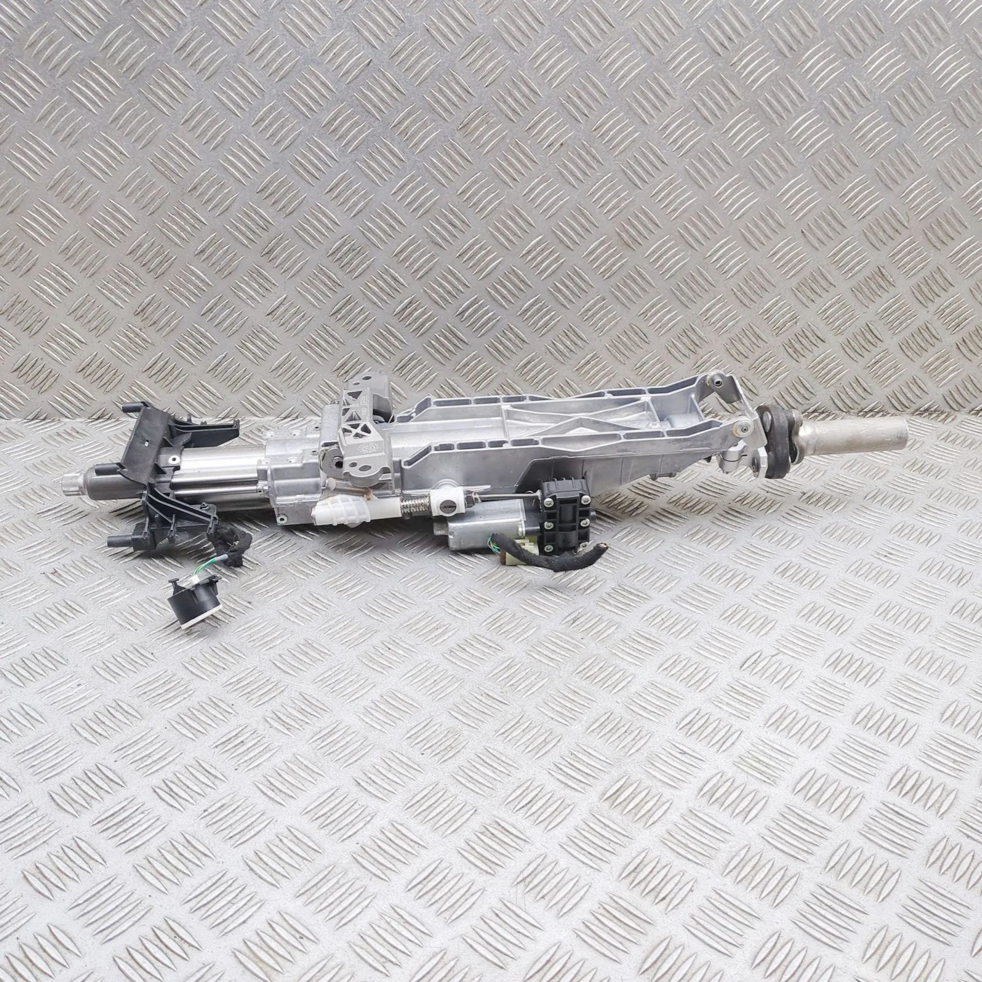 BMW X5 (G05) Steering Column Mechanism Steering Column Mechanism — BMW X5 (G05) (2018-...