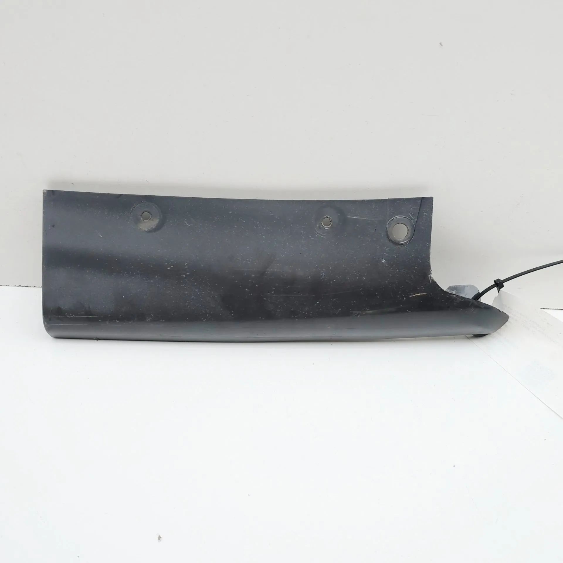 BMW X5 (G05) Bumper moulding — rear right Bumper moulding — rear right — BMW X5 (G05) (20...