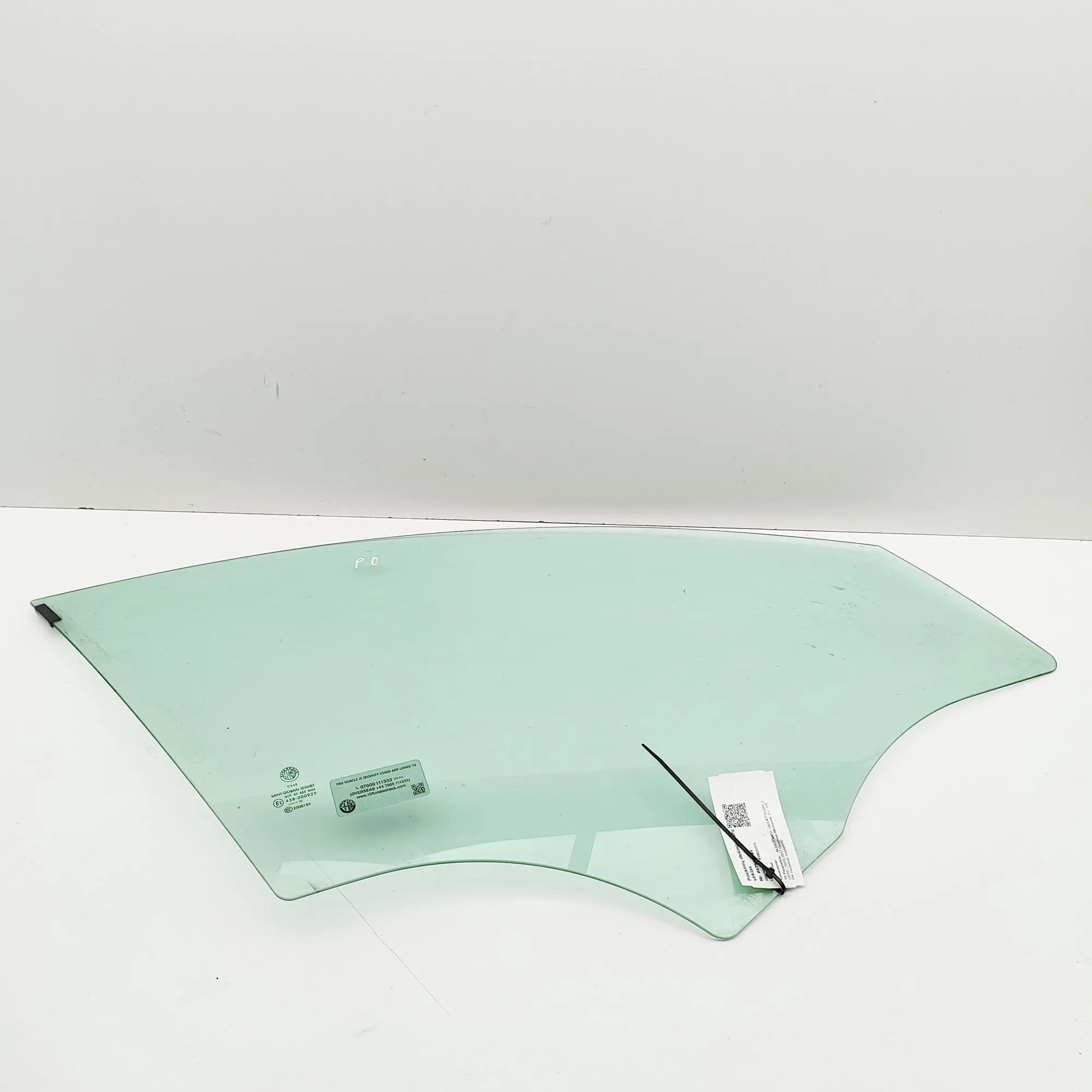 Alfa-Romeo Giulietta (940) Front Right Door Window