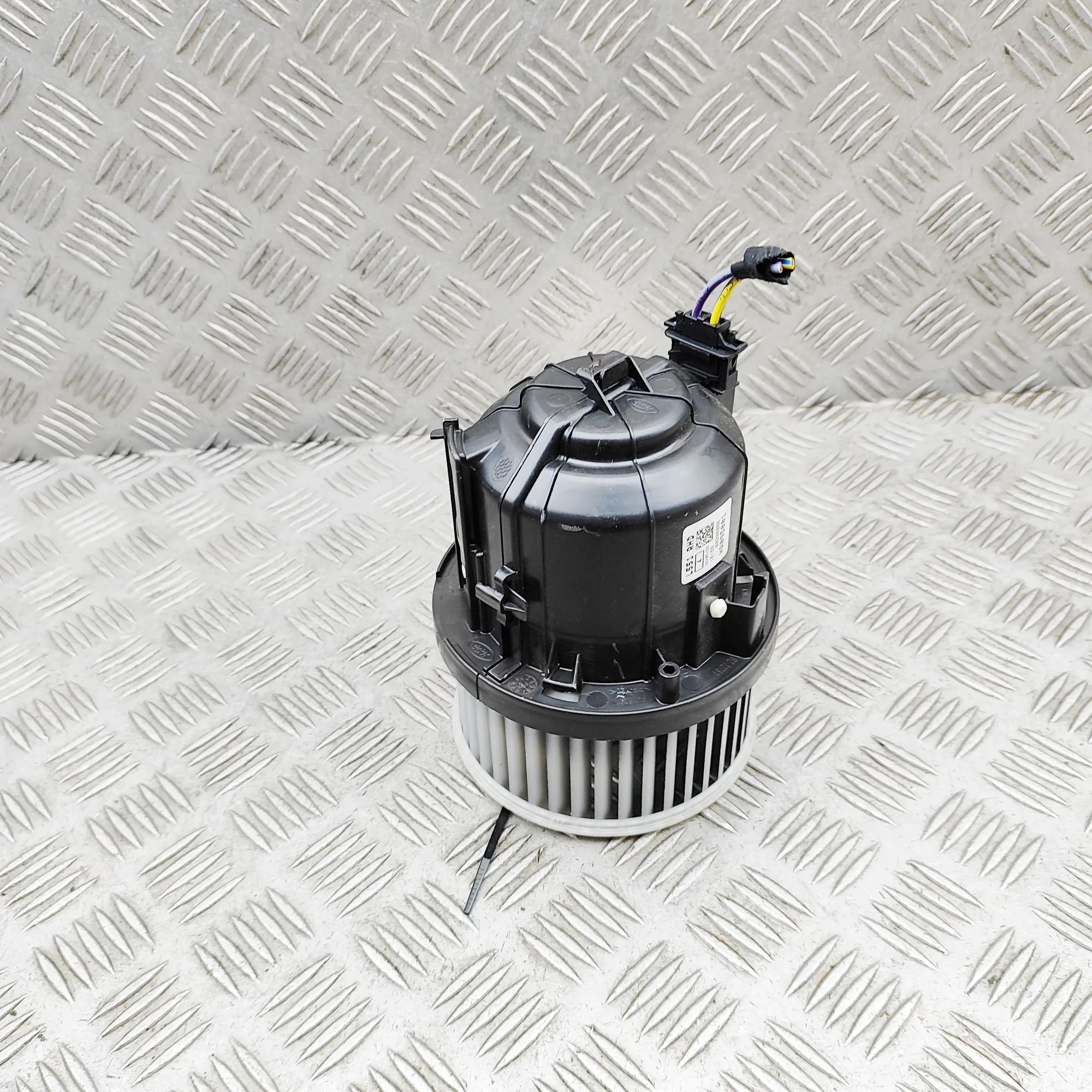 Land Rover Range Rover Evoque Heater Blower Fan Heater Blower Fan — LAND ROVER RANGE ROVER EVOQ...
