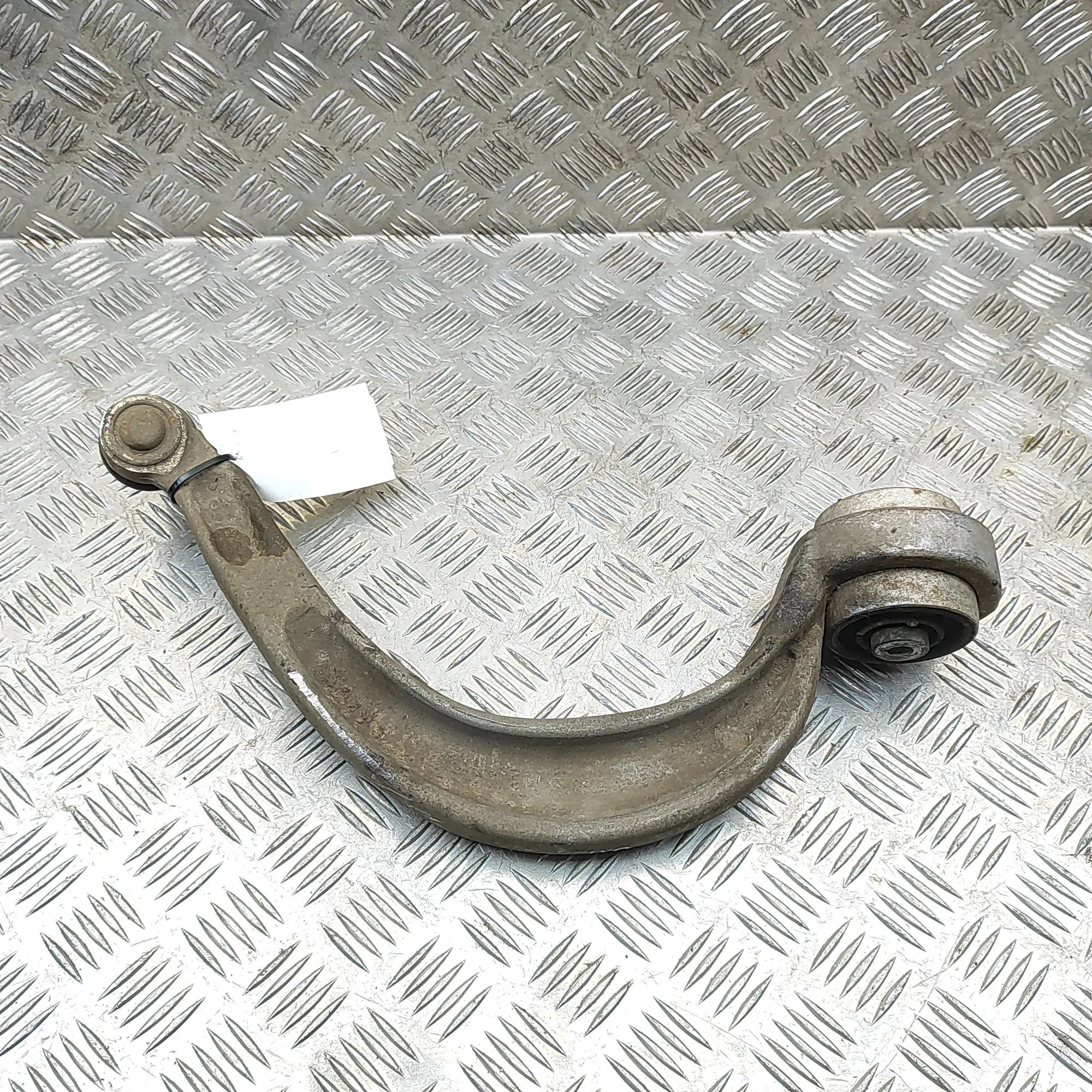 Audi A7 (4G) Front Right Curved Control Arm Front Right Curved Control Arm — AUDI A7 (Sport...