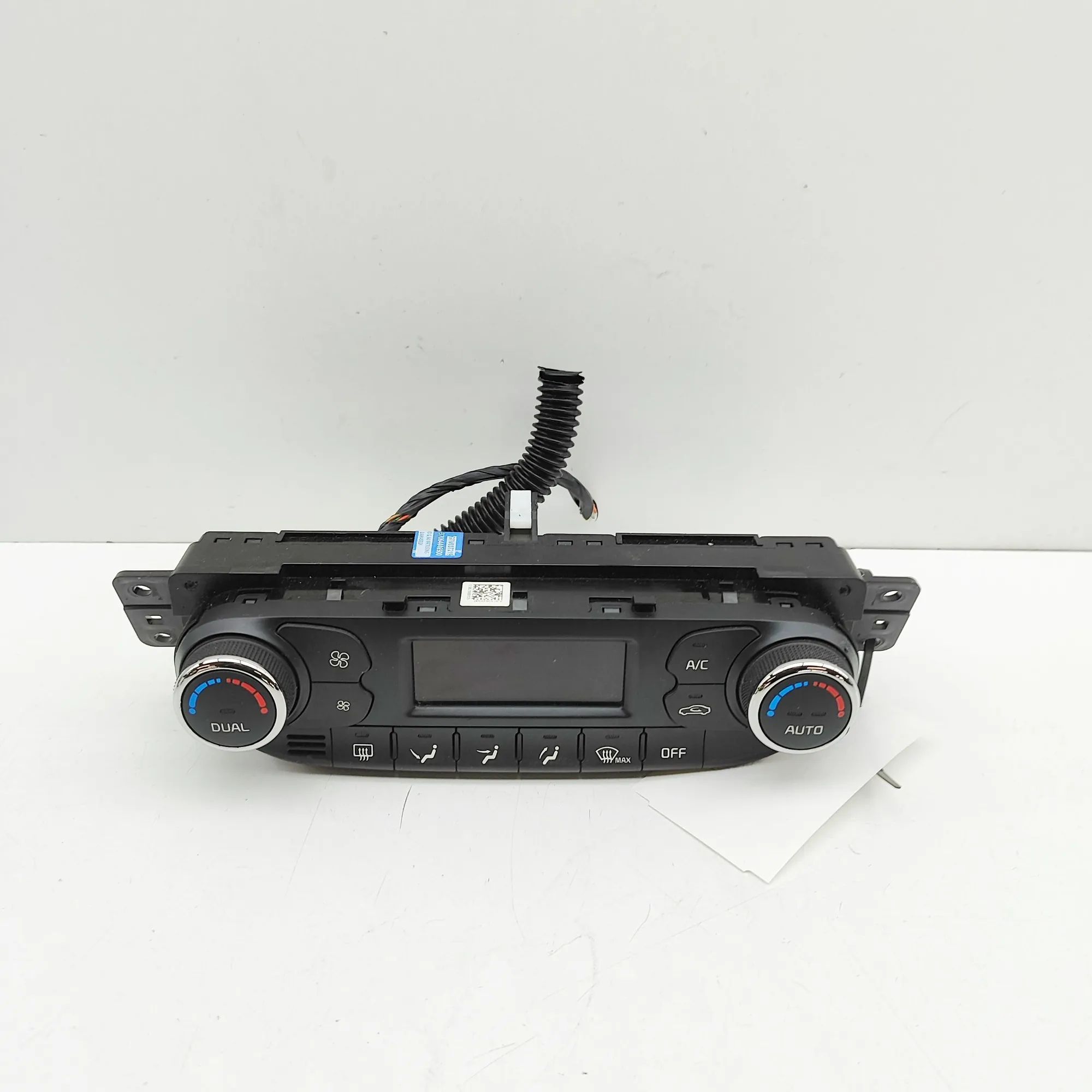 Kia Ceed (CD) Climate control unit Climate control unit — KIA CEE`D (Sportswagon J...