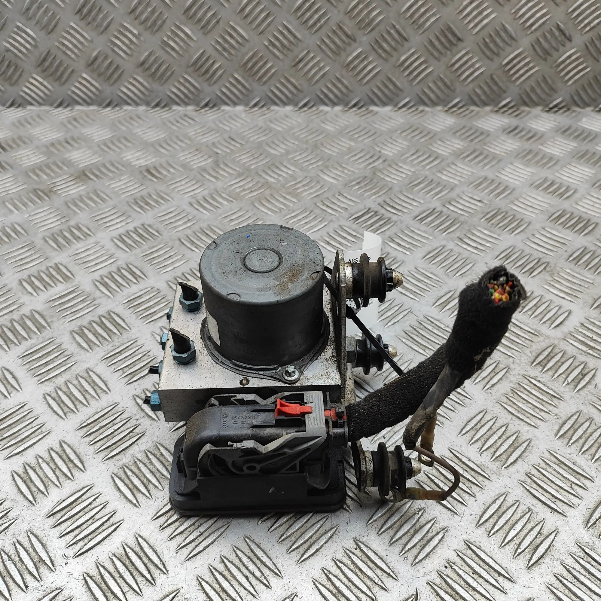 Audi A6 (C7) ABS hydraulic pump