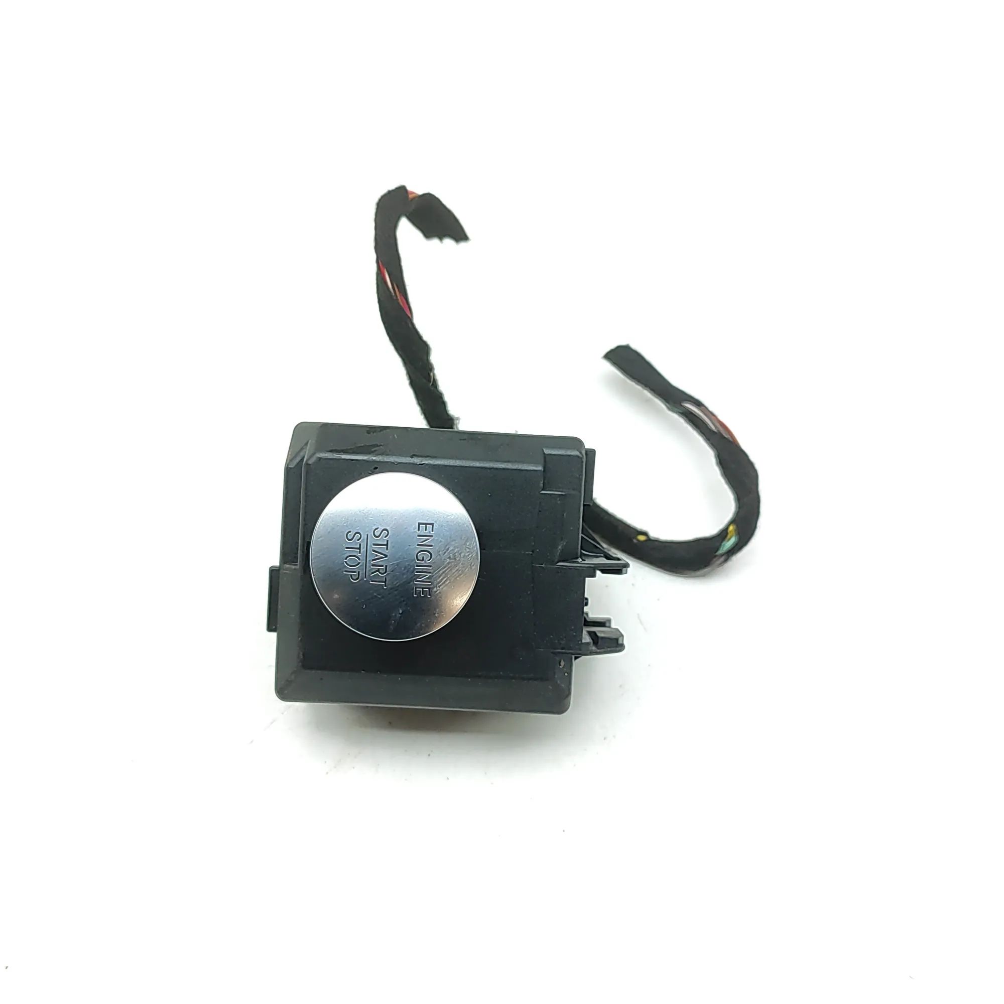 Mercedes-Benz ML / GLE (W166) Engine start button
