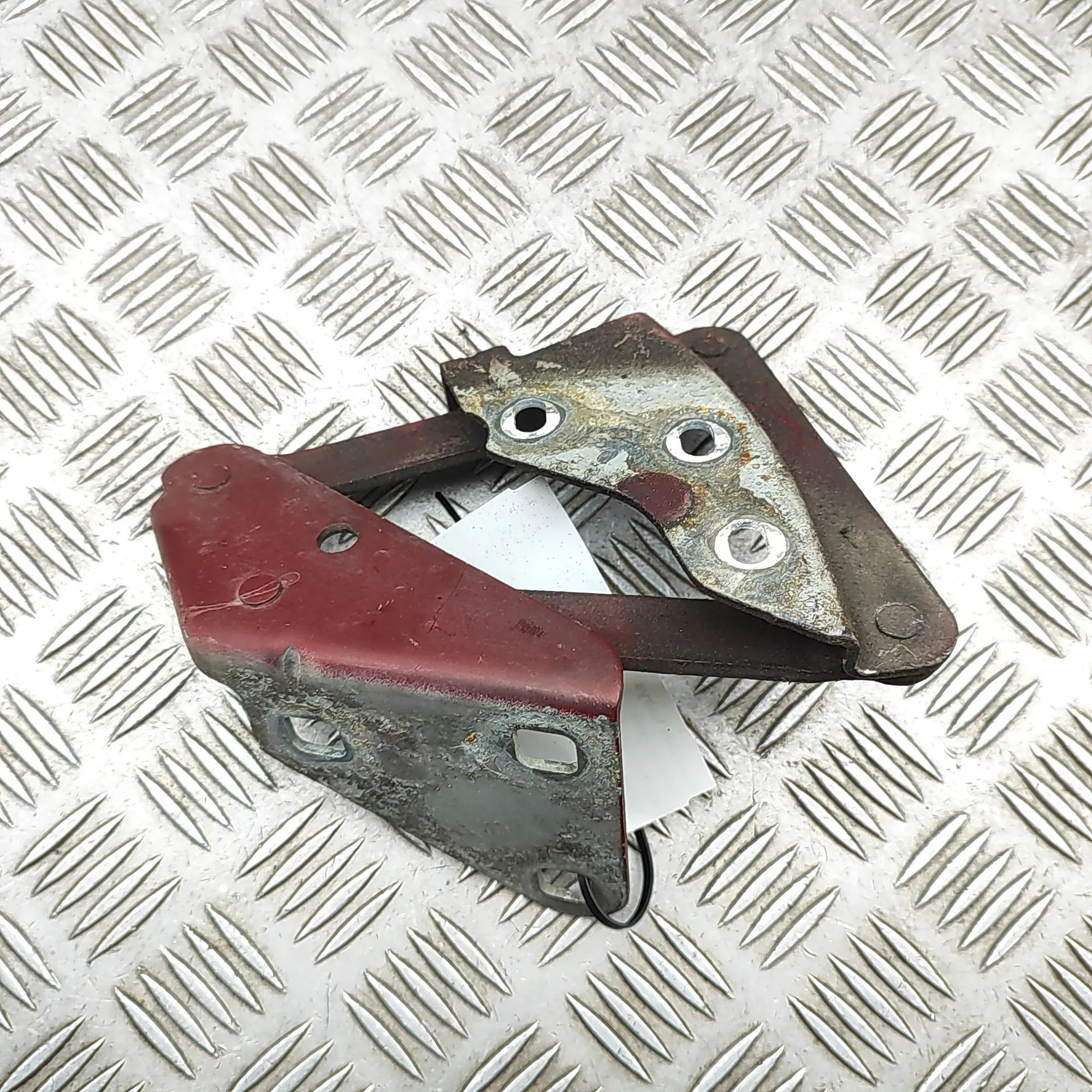 Jaguar XK Bonnet hinge — front left Bonnet hinge — front left — JAGUAR XK (8 Coupe ...