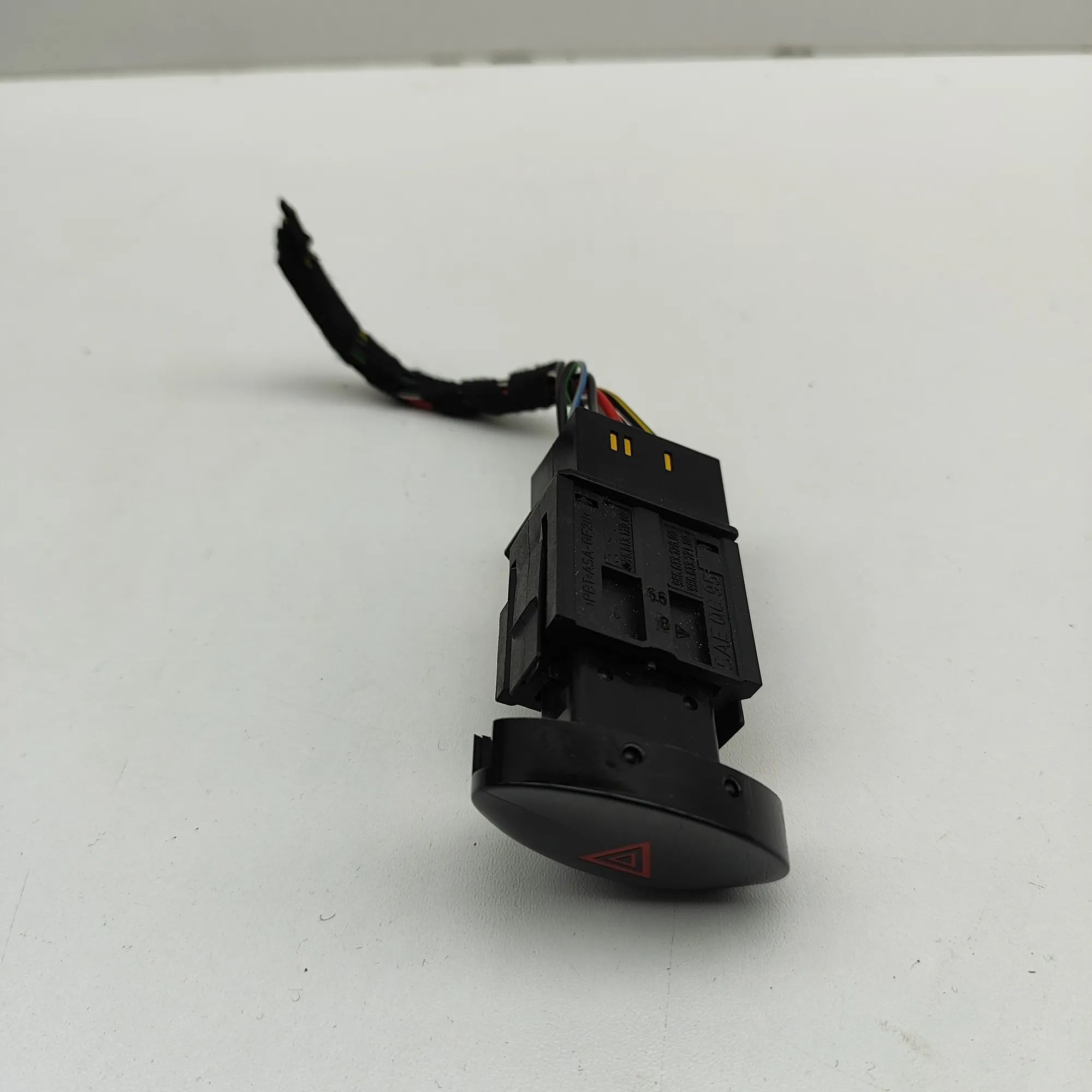 Porsche 911 (996) Hazard warning switch Hazard warning switch — PORSCHE 911 (Cabrio 996...